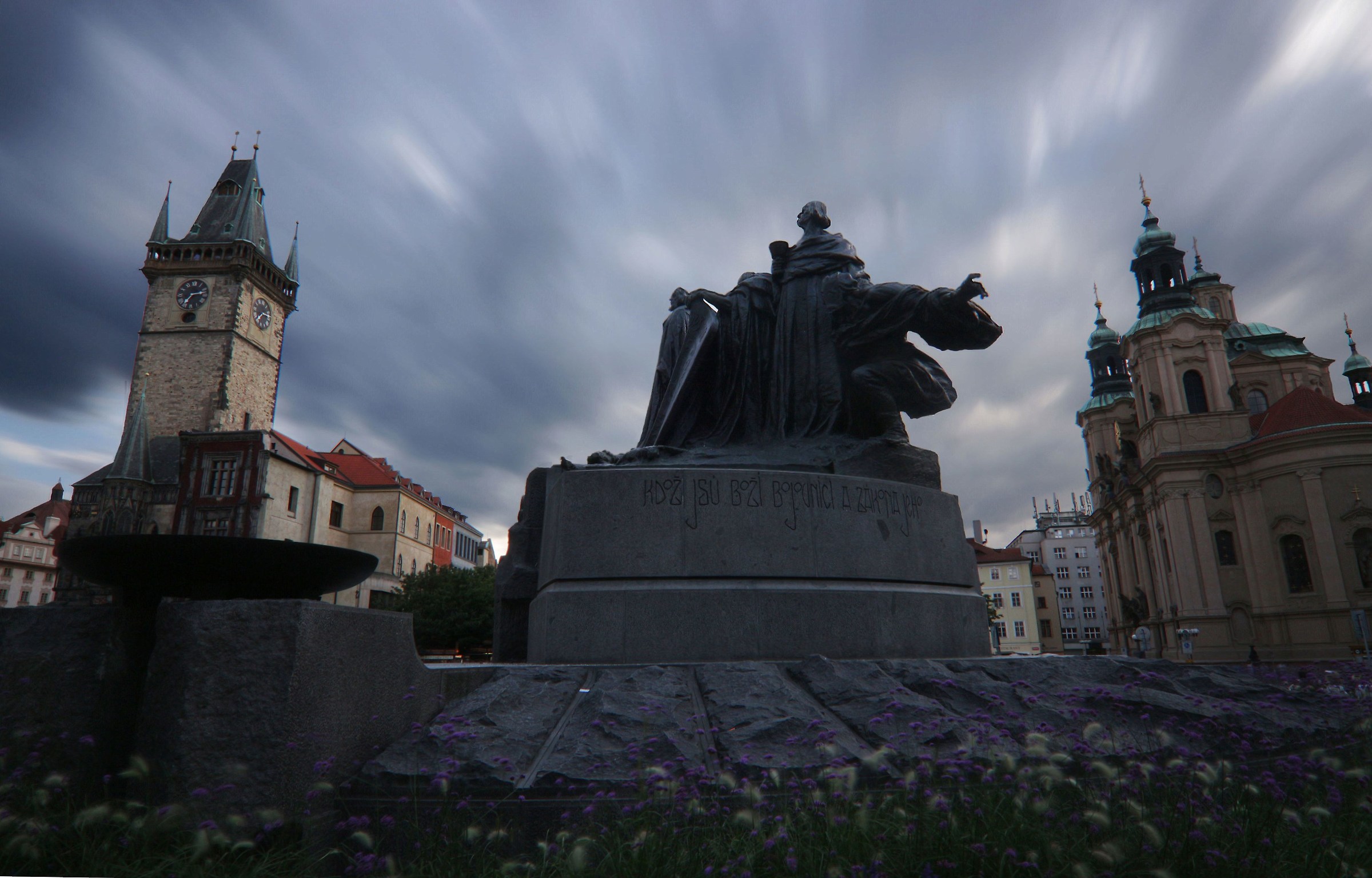 Staroměstské náměstí