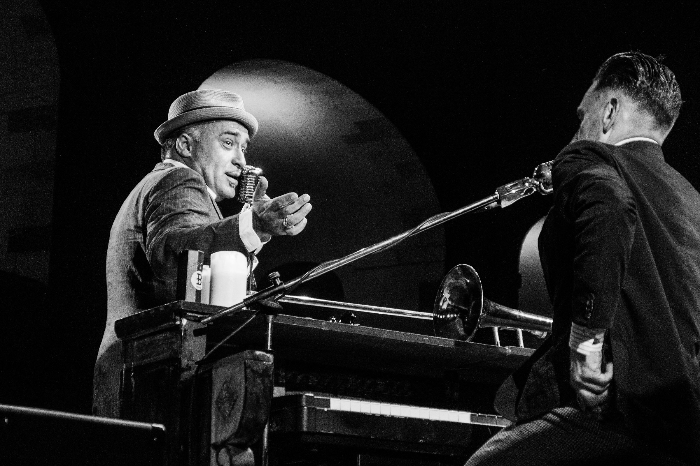 Peter Fraud & Uppertones Exilles 2106