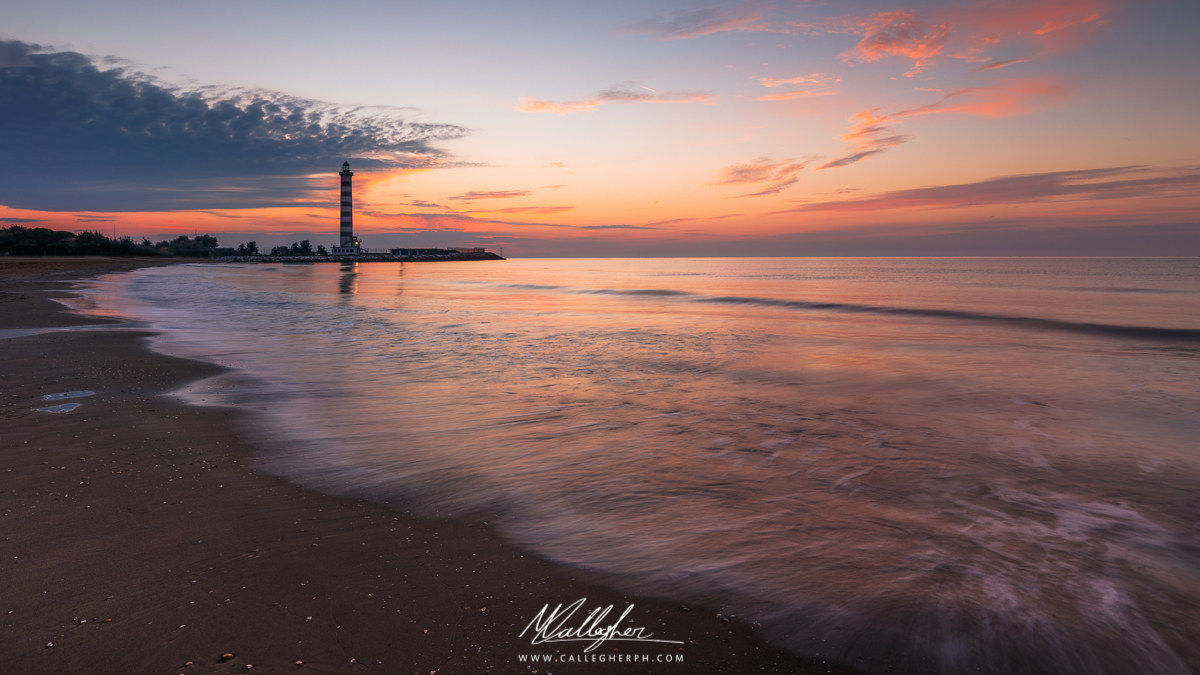 Sunrise at the lighthouse of Cavallino