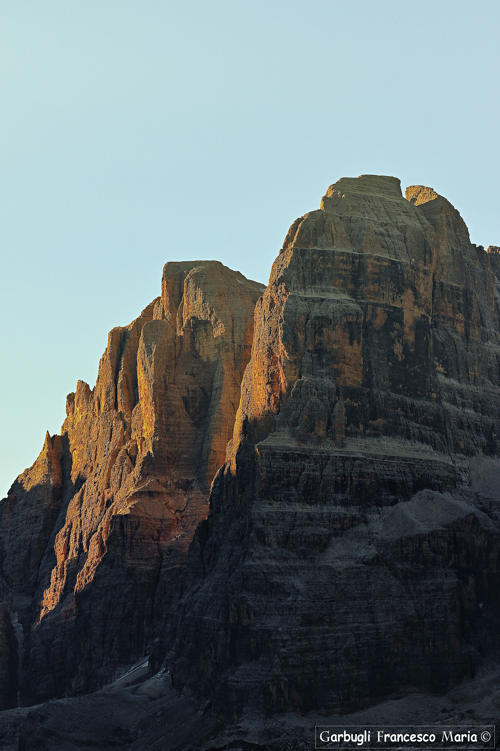 Enrosadira dell'alba su Cima Tosa