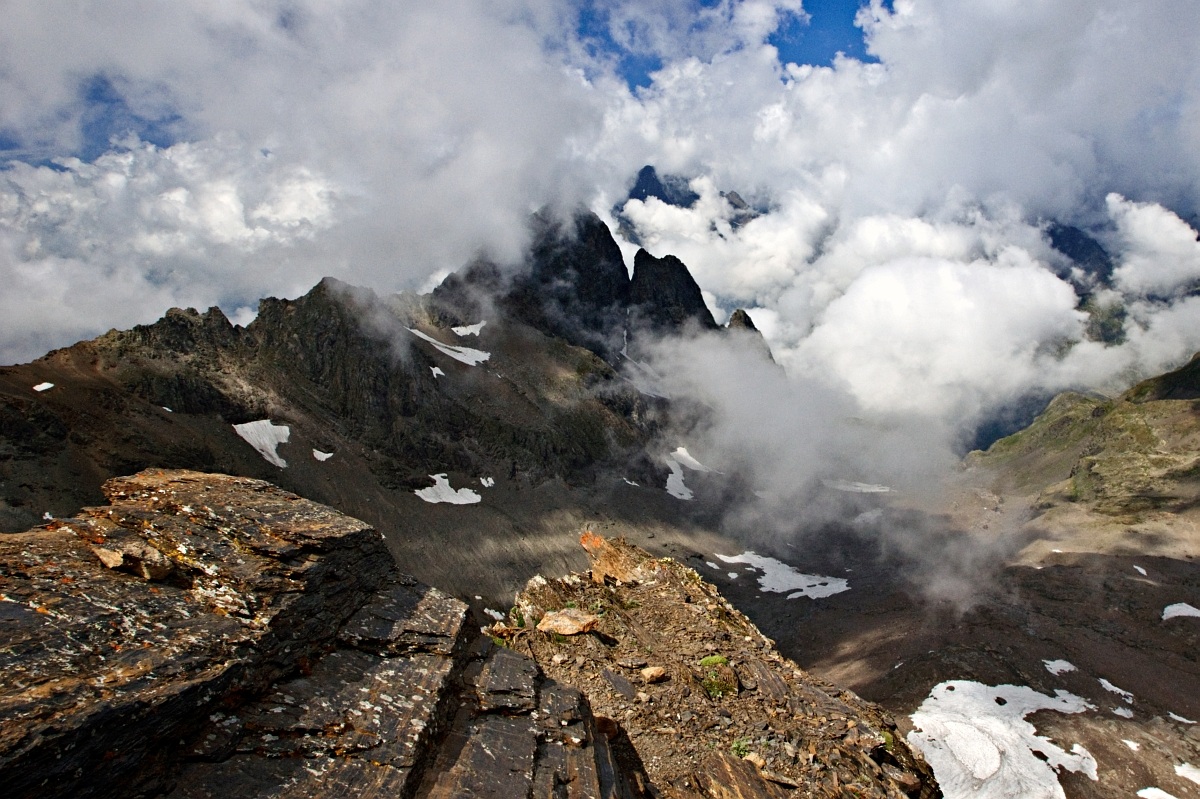 Dal Gleno ai Tre Confini (Alta val Seriana)