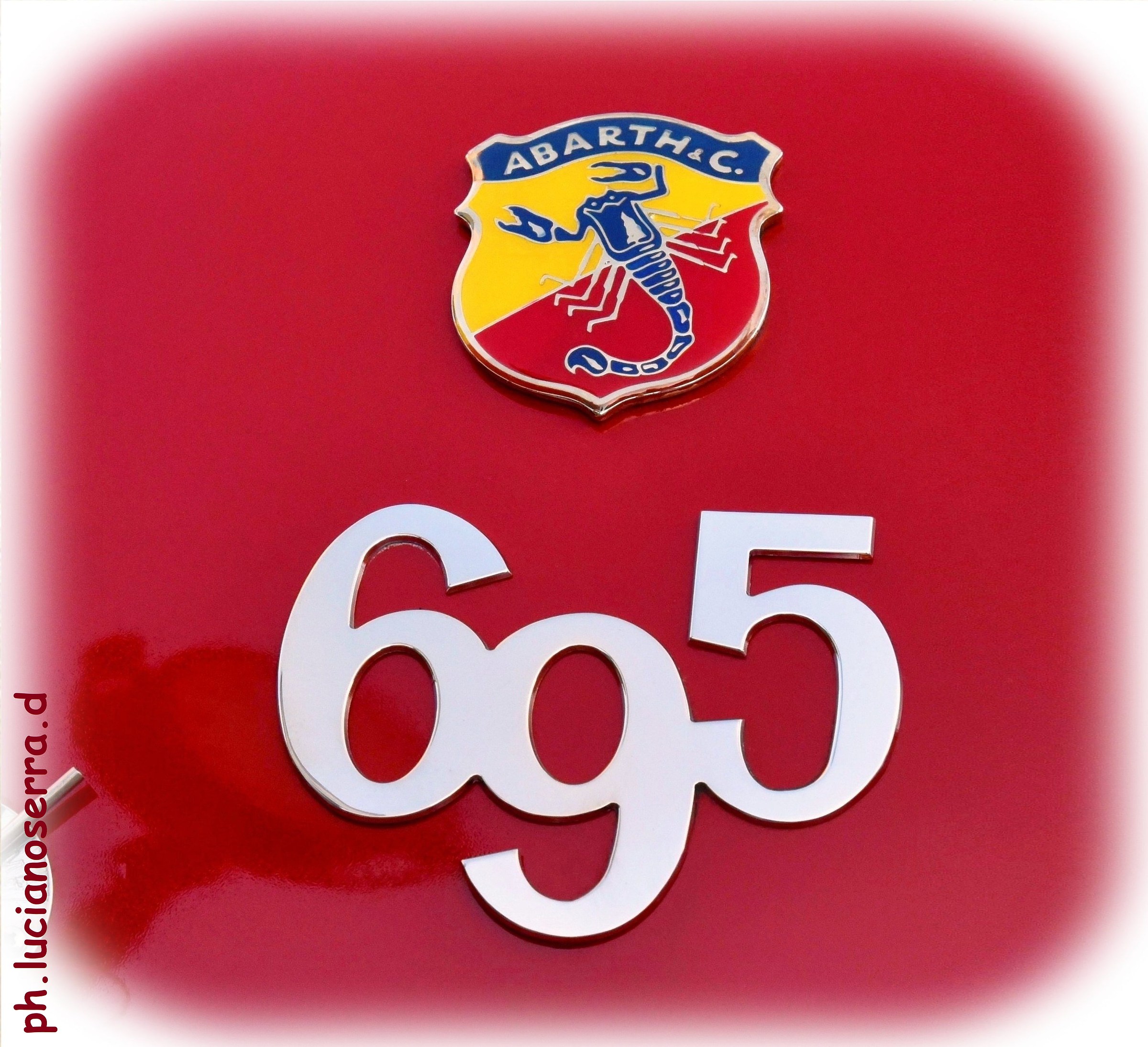 Fiat Nuova 500 F - 1965 logo transformation