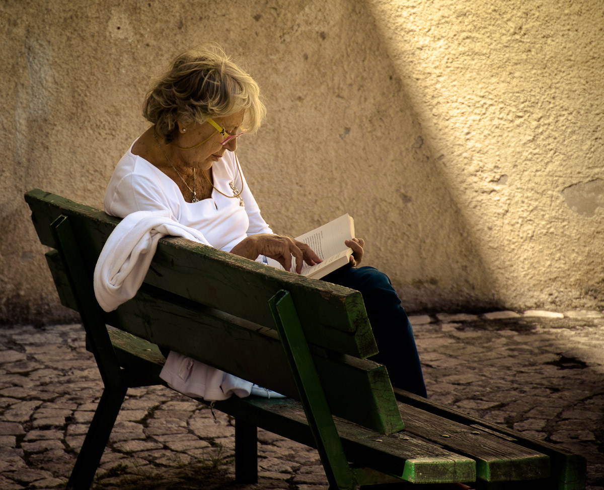 relaxing reading