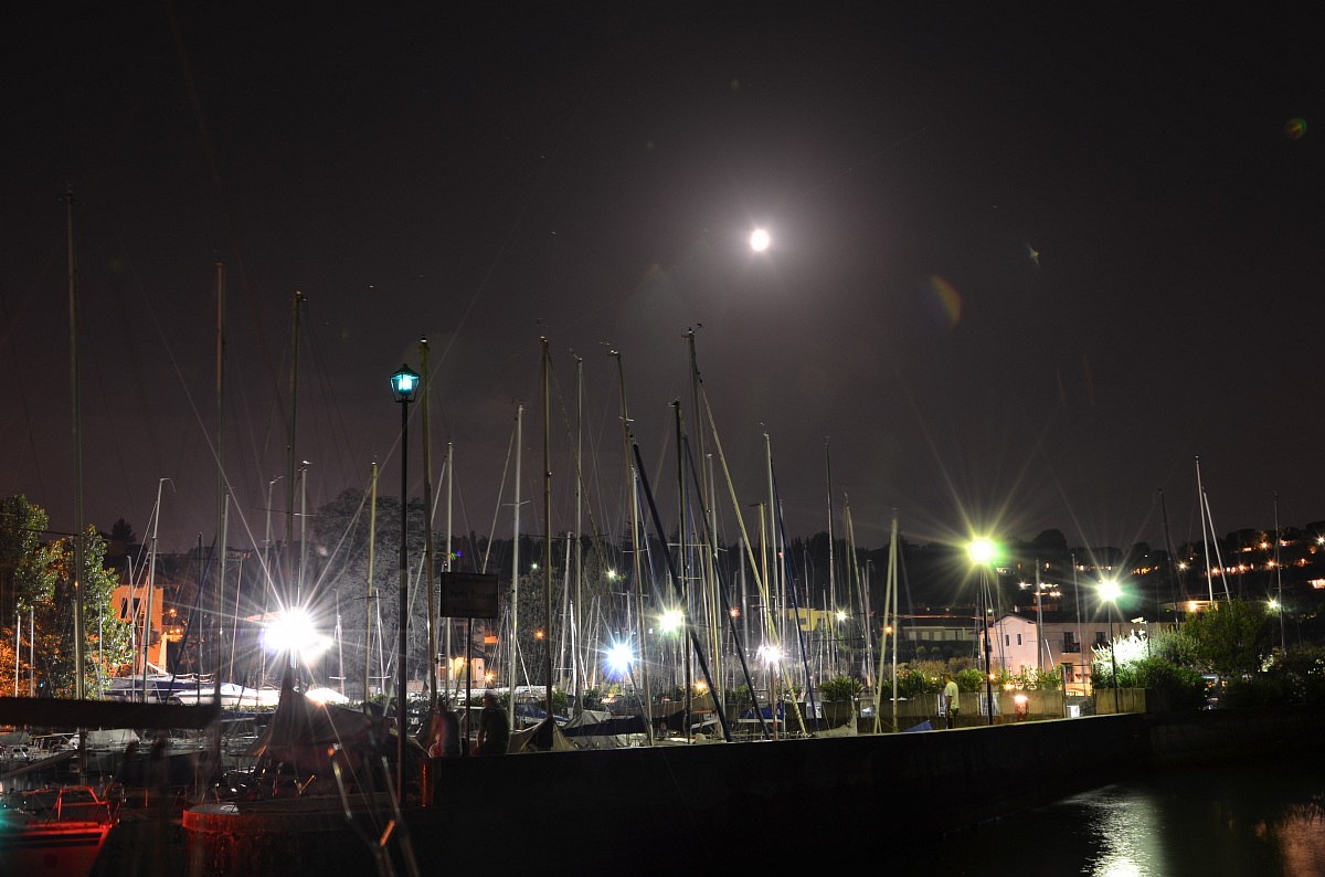 Le luci del porto