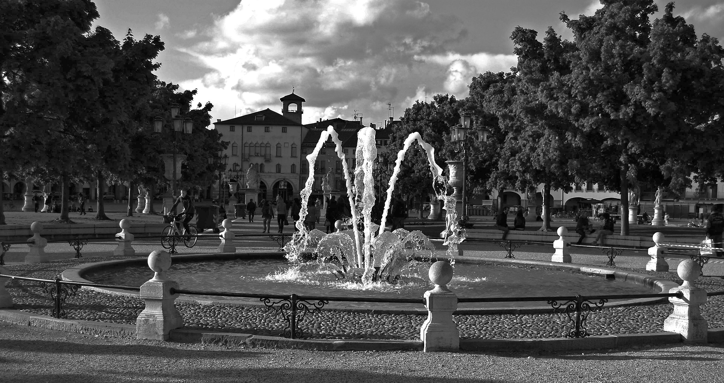 Fontana Prato della Valle (padova - Italy)