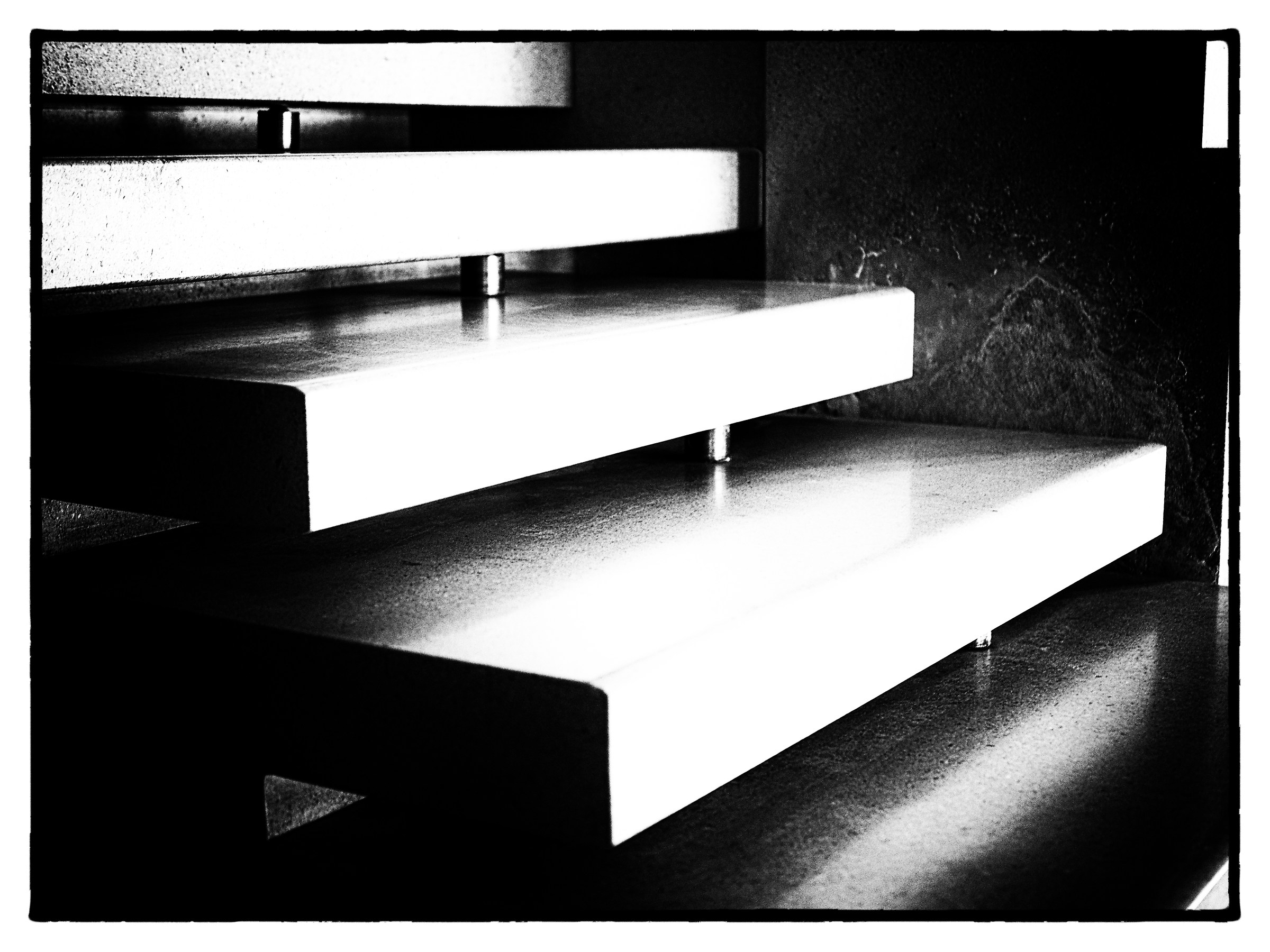 shop Olivetti Venice, precise scale