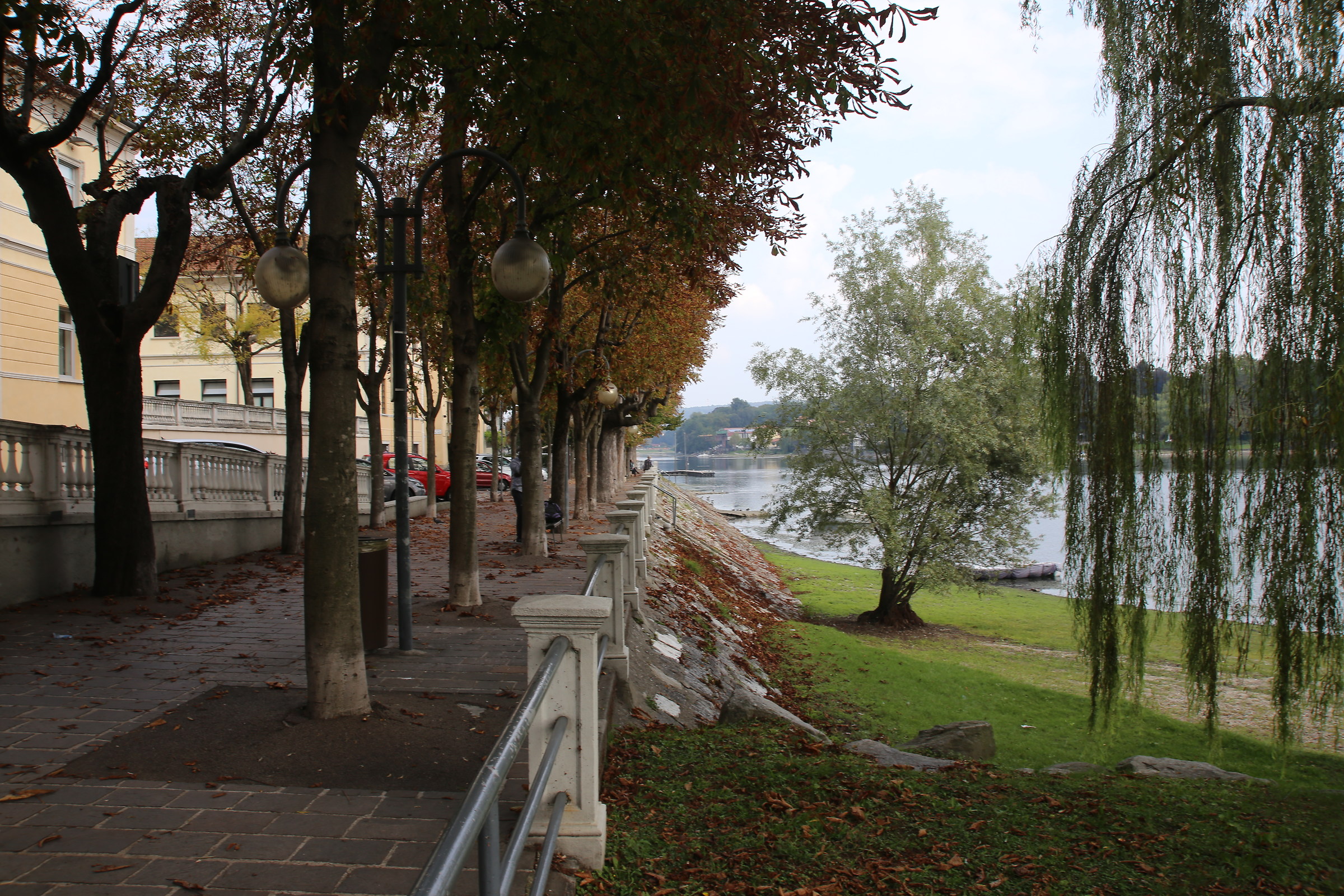 Lakefront Sesto Calende