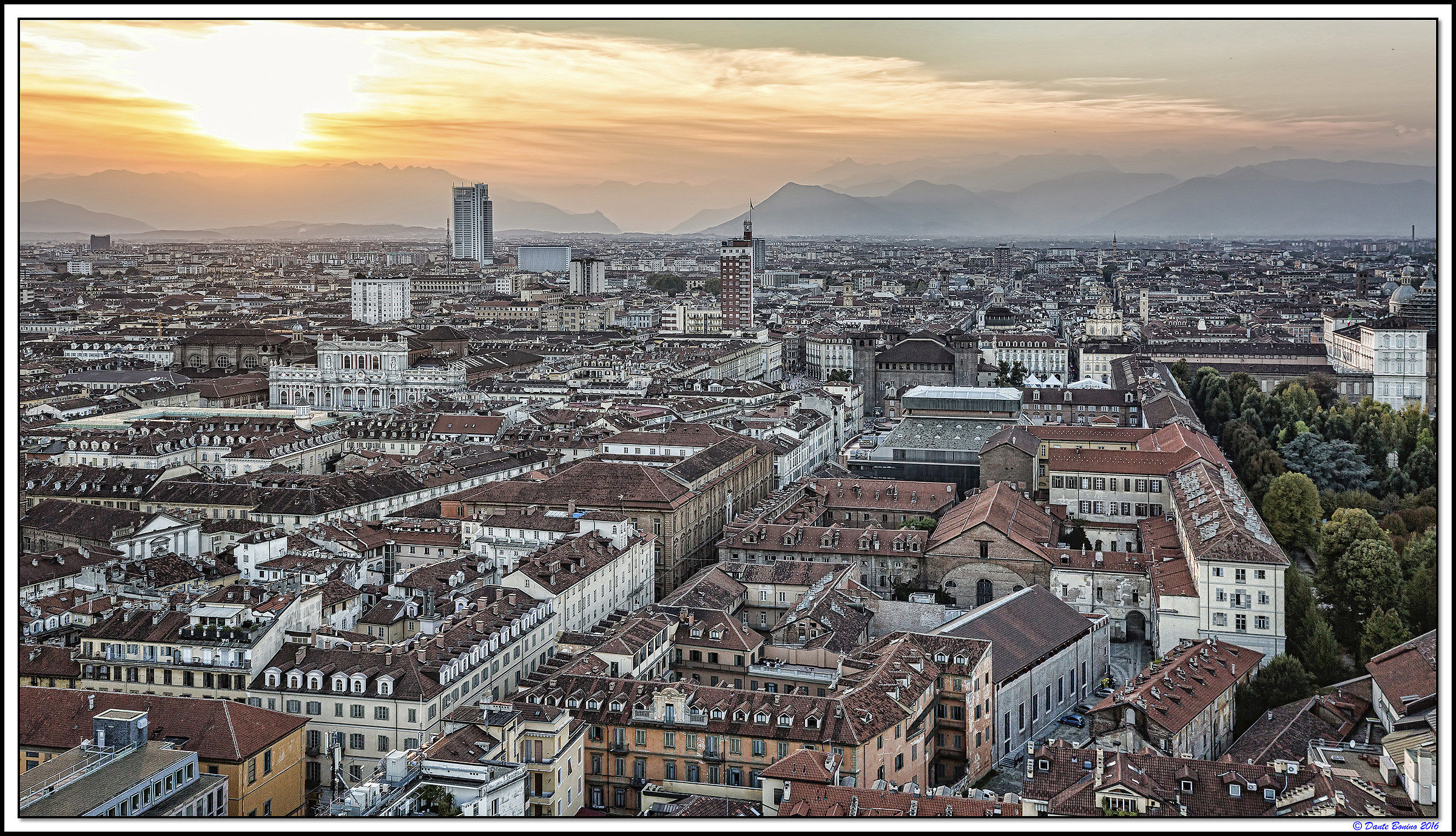 Tramonto sulla città