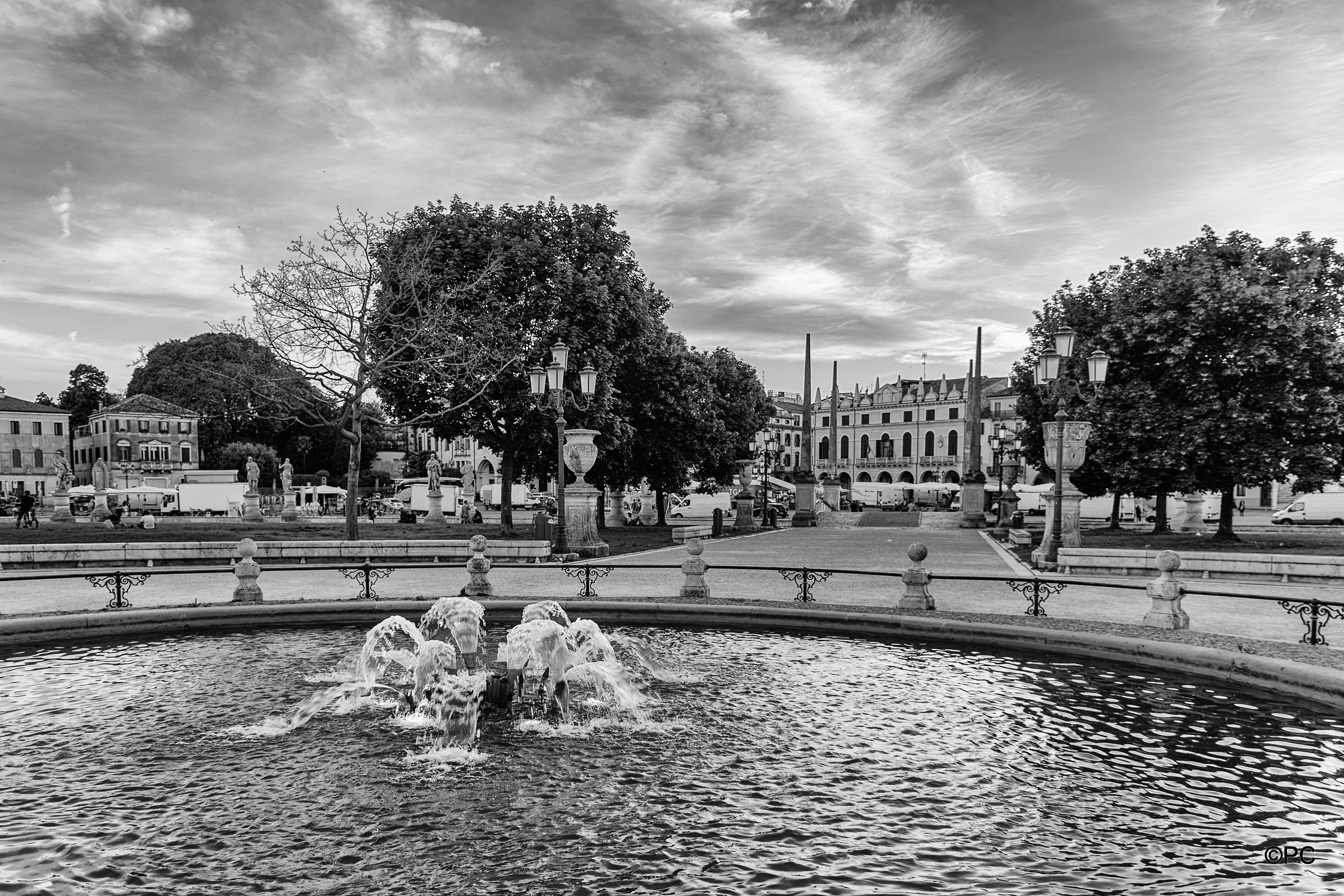 Padova - Prato Della Valle - 001