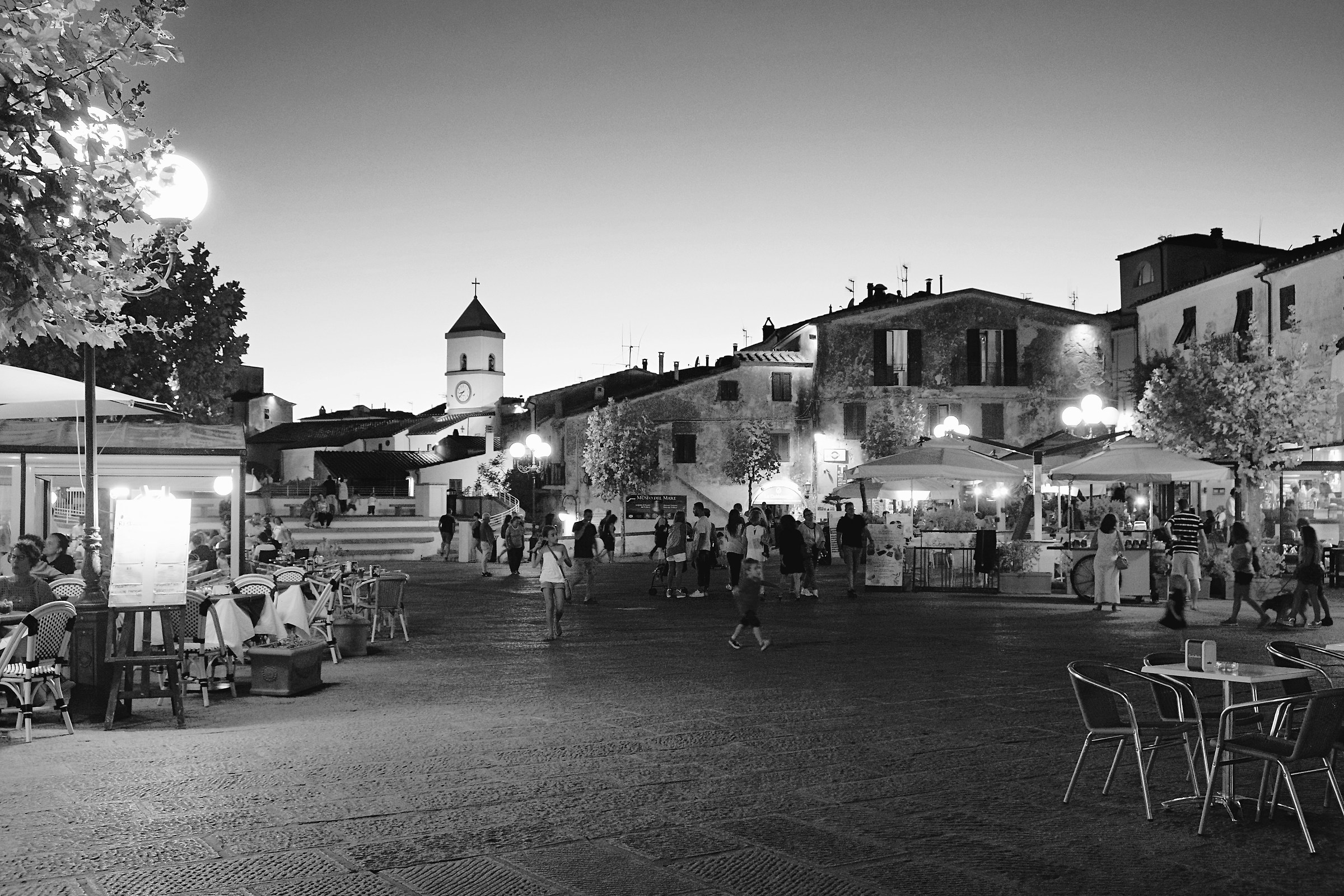 Capoliveri, square