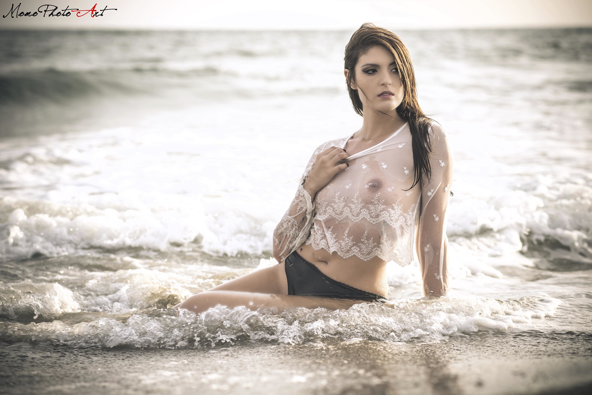 A sensuality sea ...