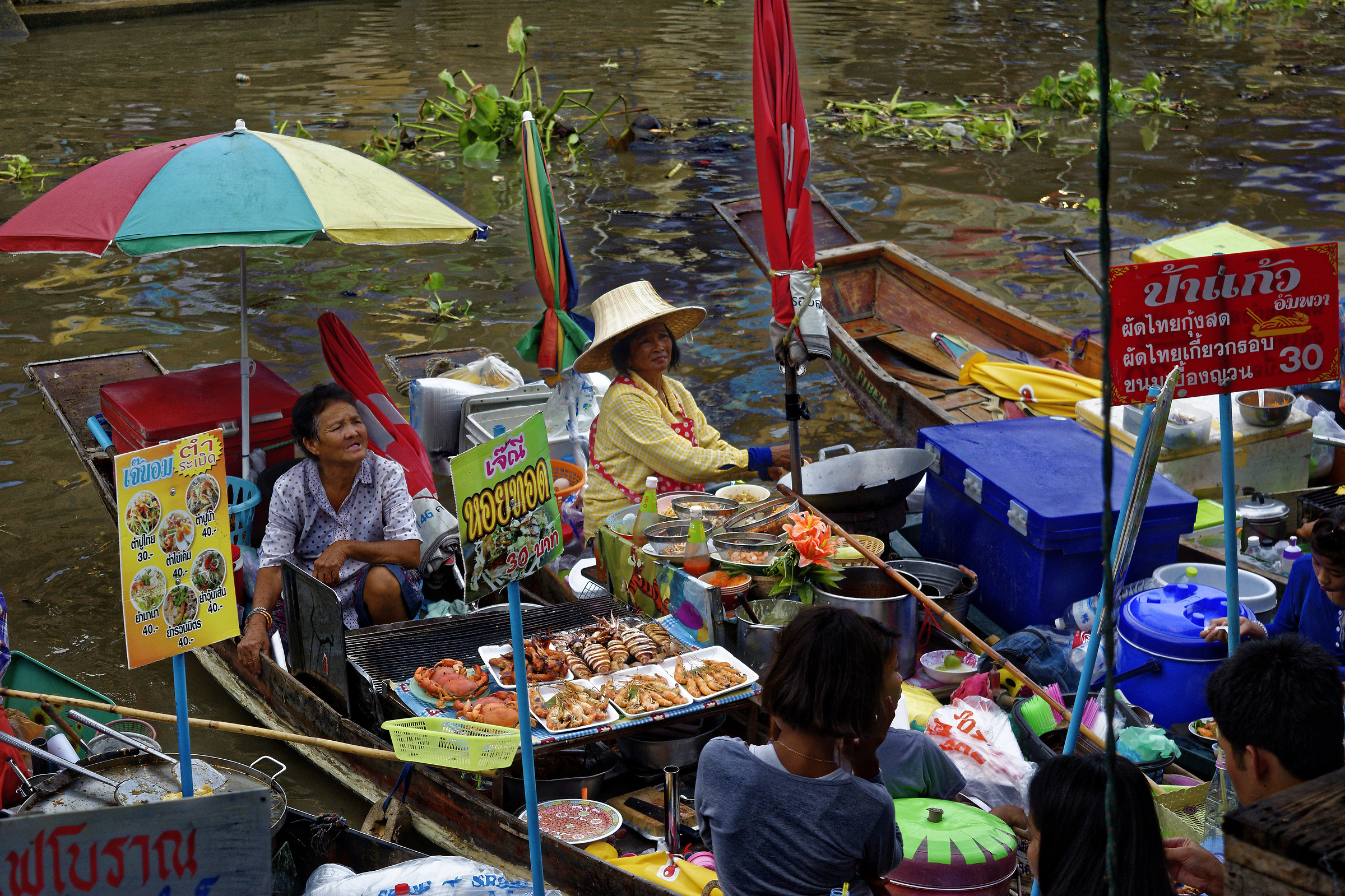Amphawa market