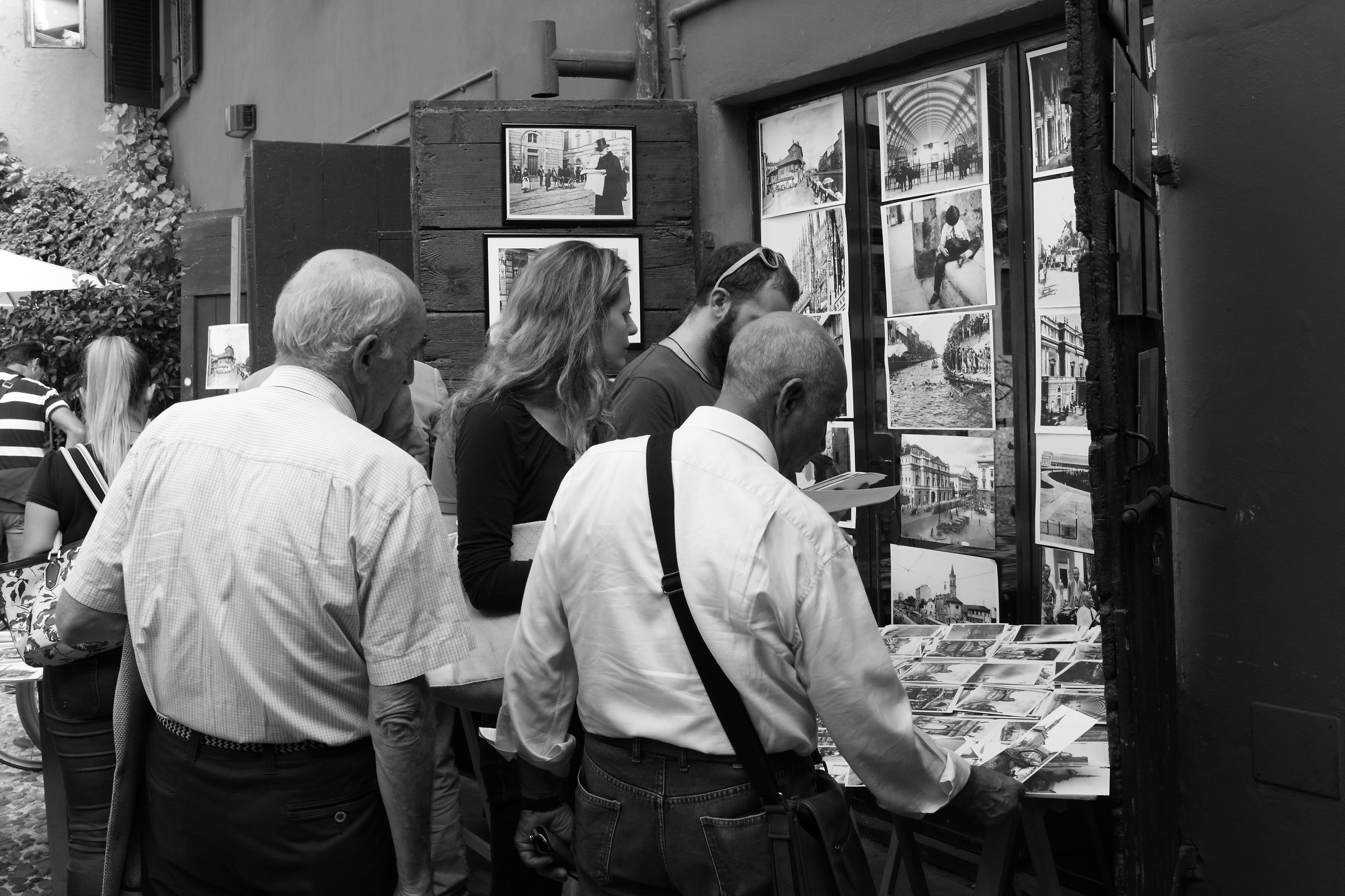 osservare foto in B.N