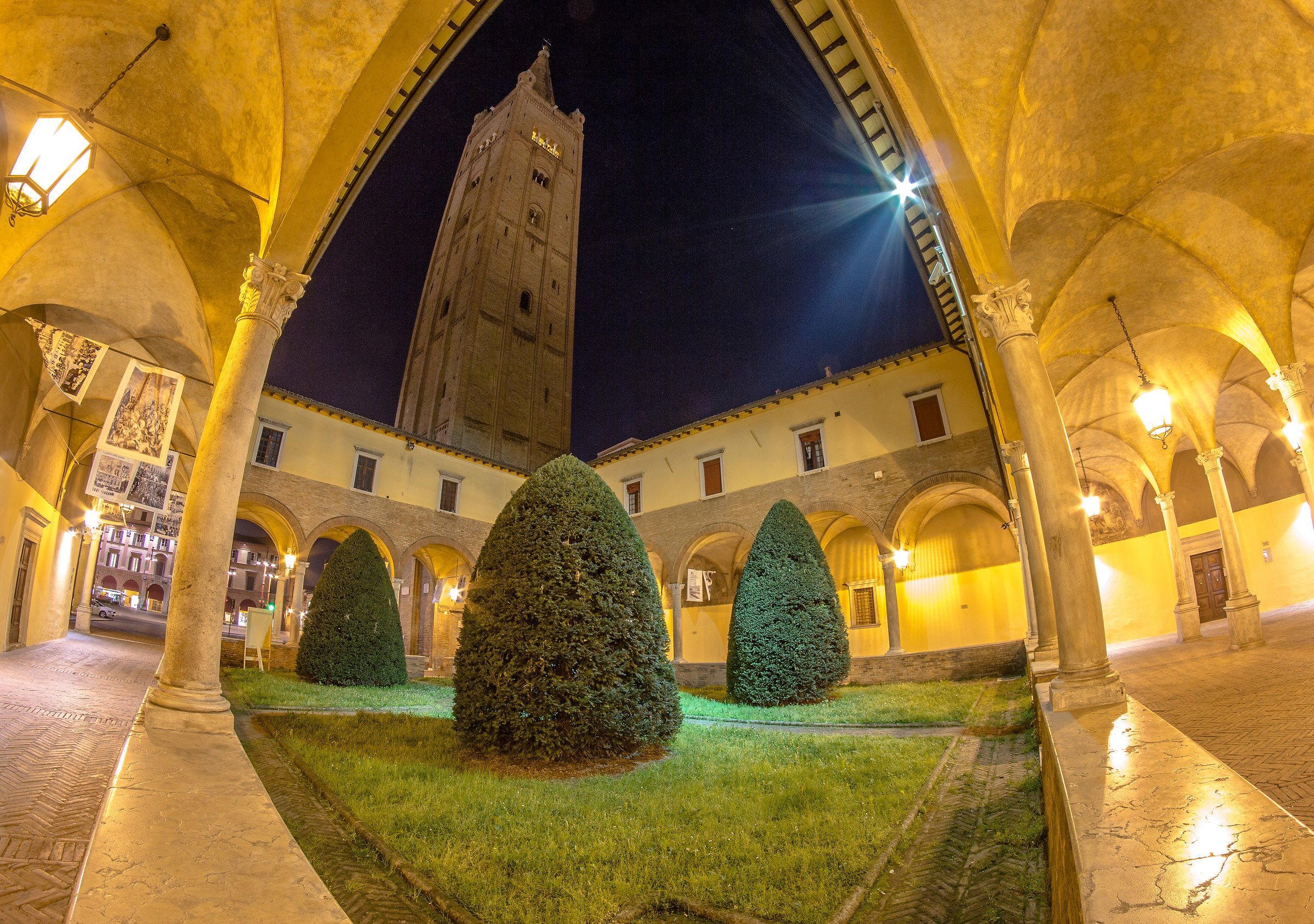 Cloister of San Mercuriale - Forli