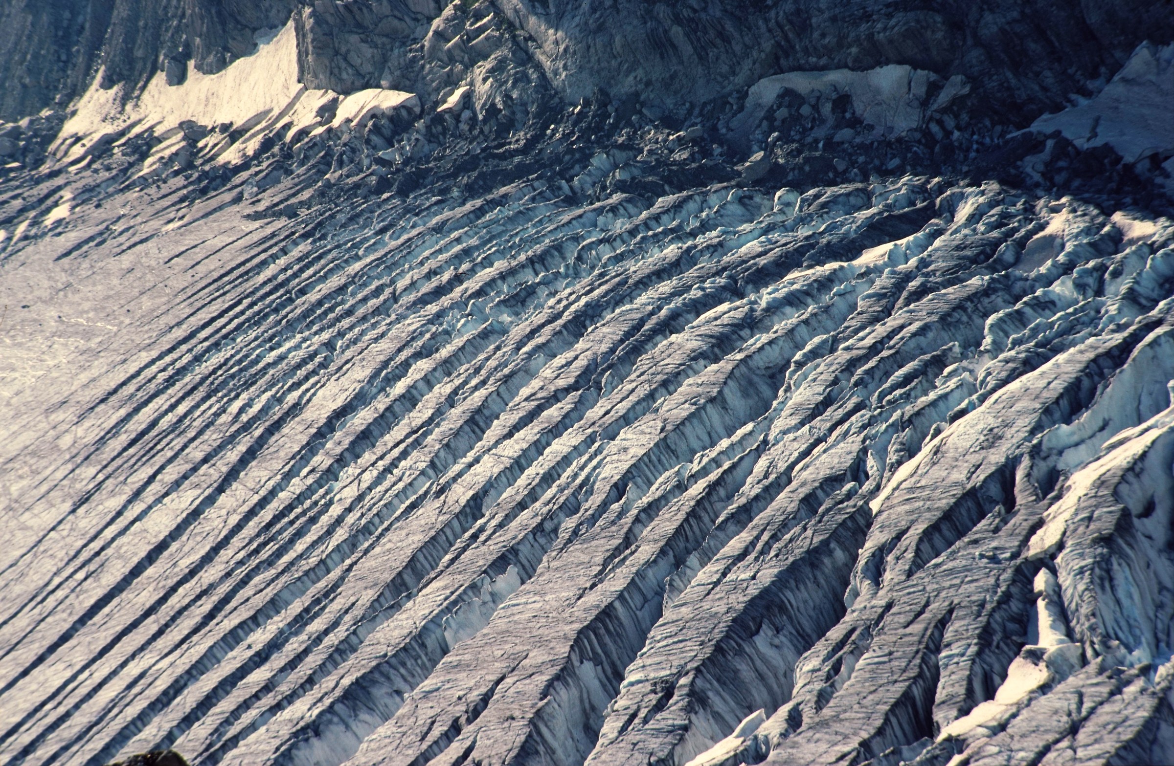 Crevasses on the glacier Saleina