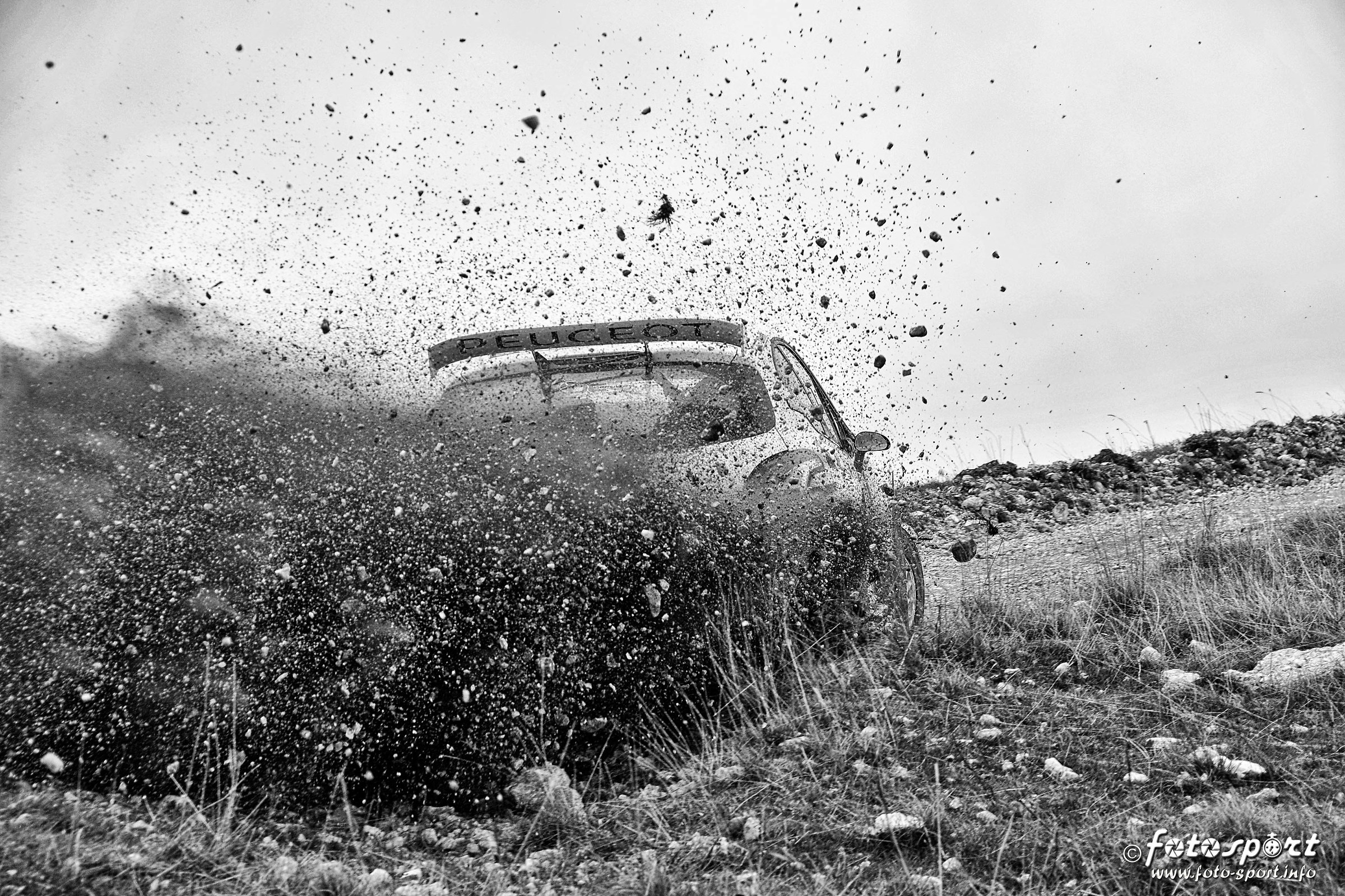 rockfall or lifting boulders?