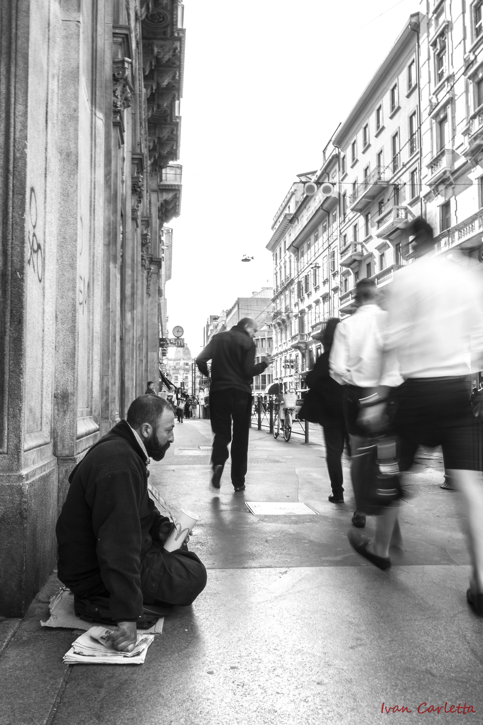La solitudine e l'indifferenza