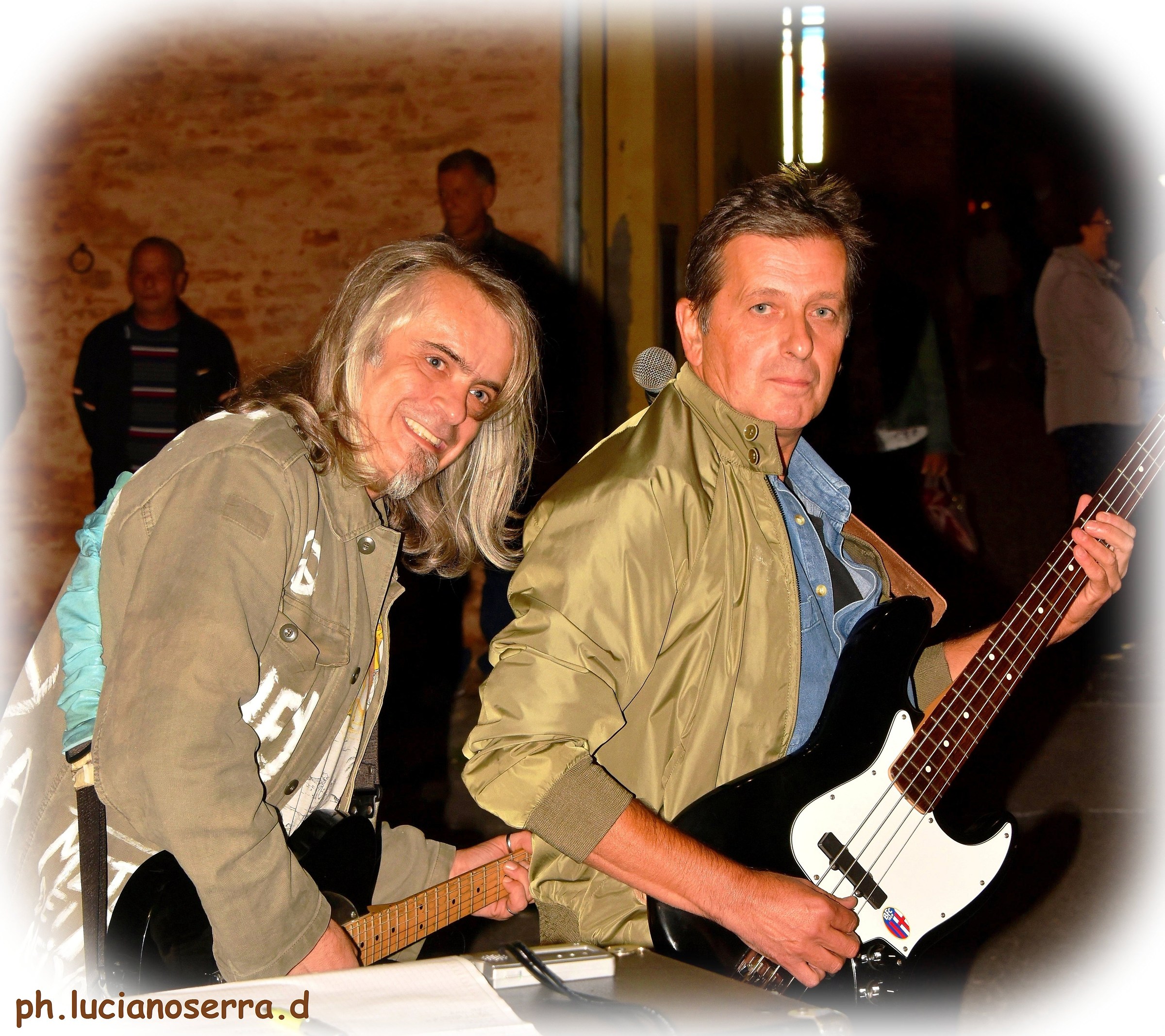 Ricchio Galassia e Marco Valeriani... Under Bridge