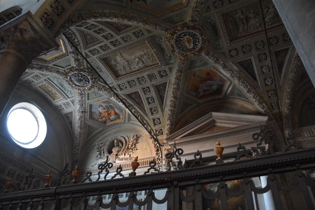 Particolare di interno chiesa