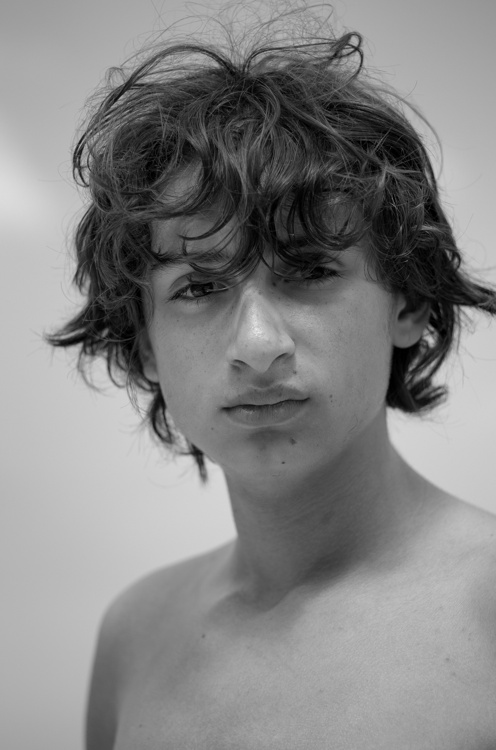 Giovane esemplare di homo sapiens