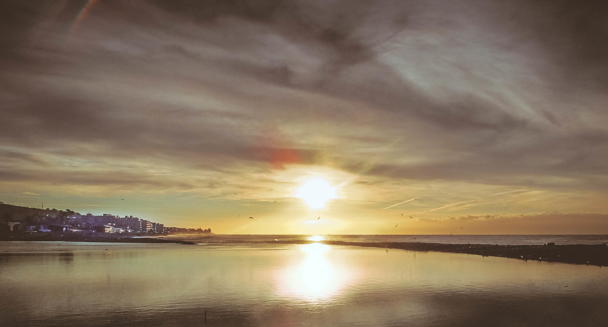 Between river and sea 3.