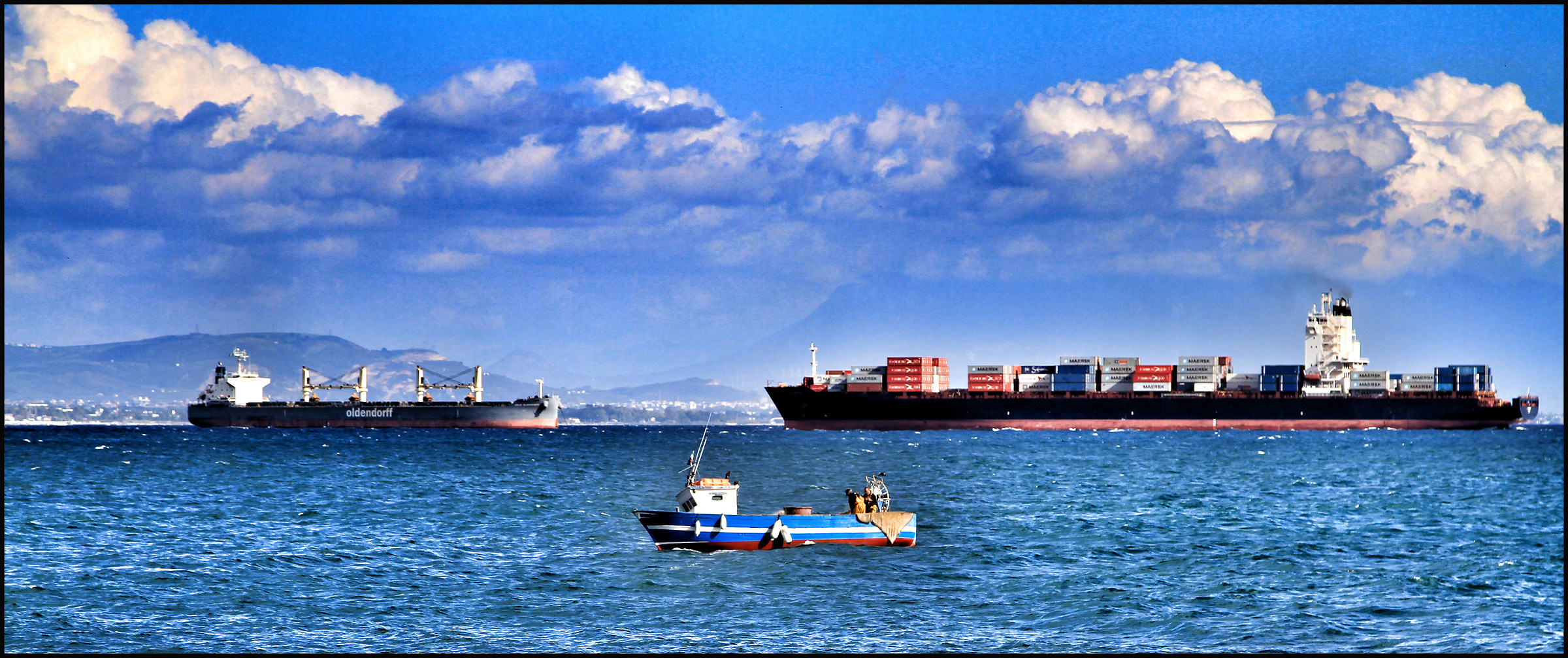 Traffic in the port of Salerno ...