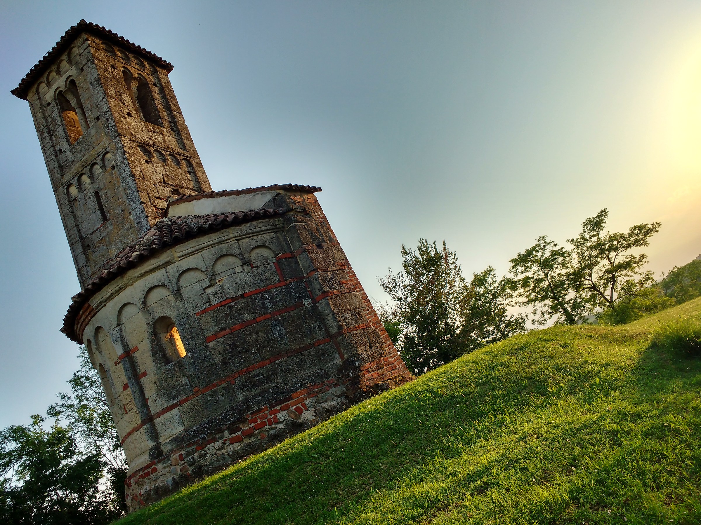 Montemagno, San Vittore