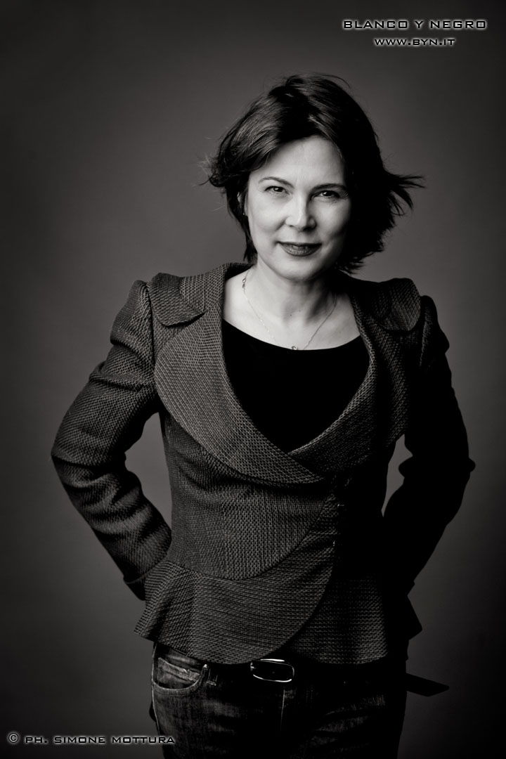 foto ritratto di donna Torino