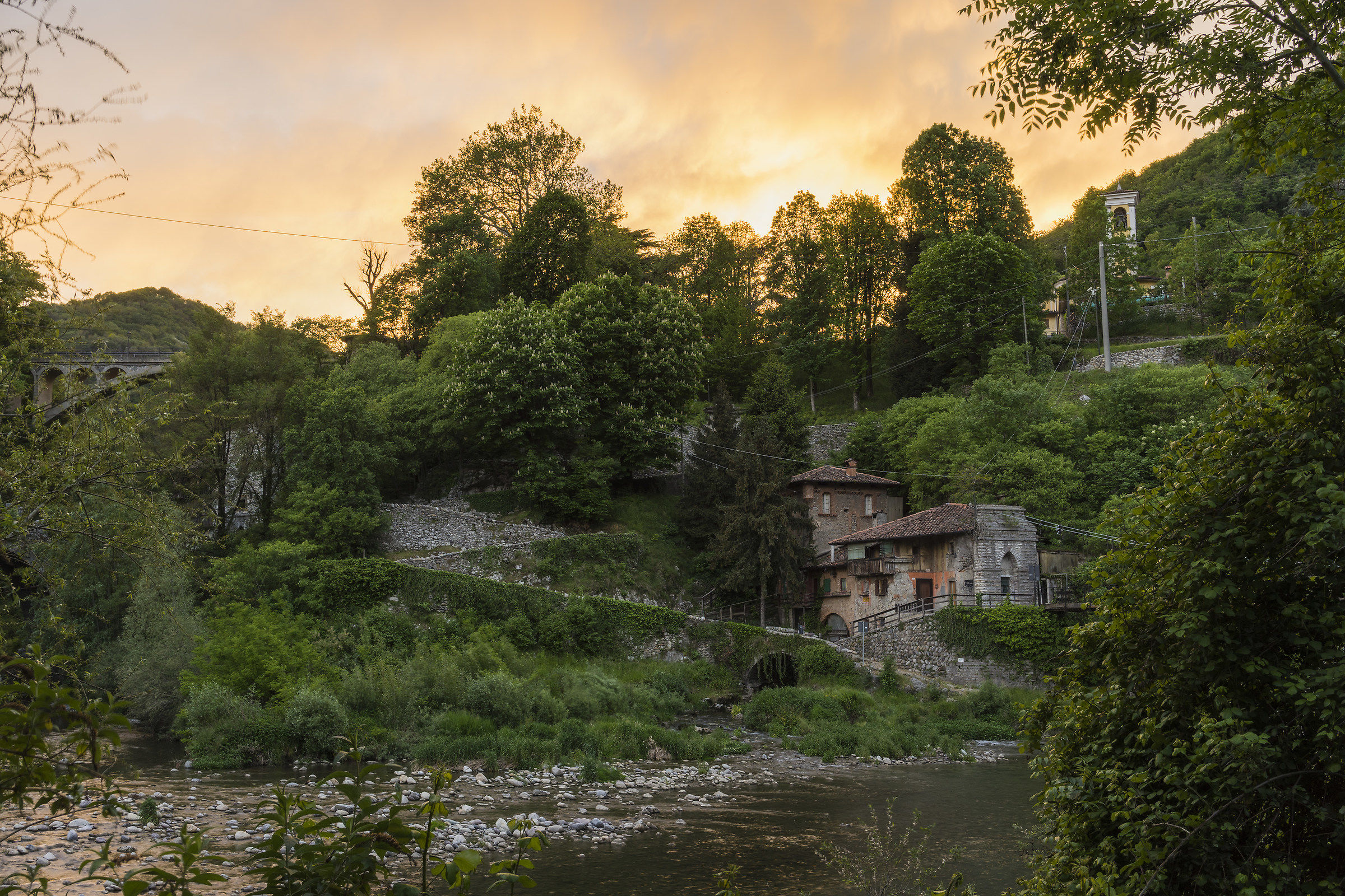 mix di colori...tramonto al vecchio porto di clanezzo