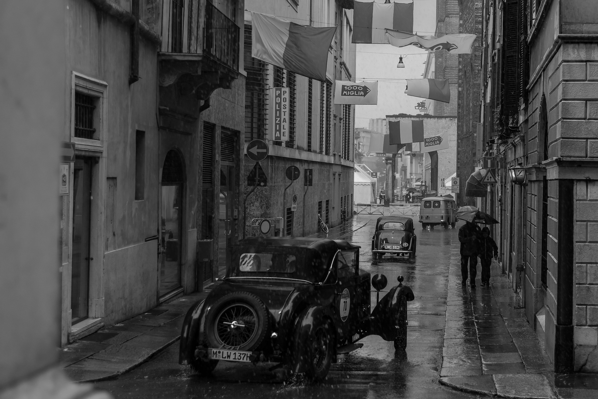 Passaggio in Piazza Vittoria