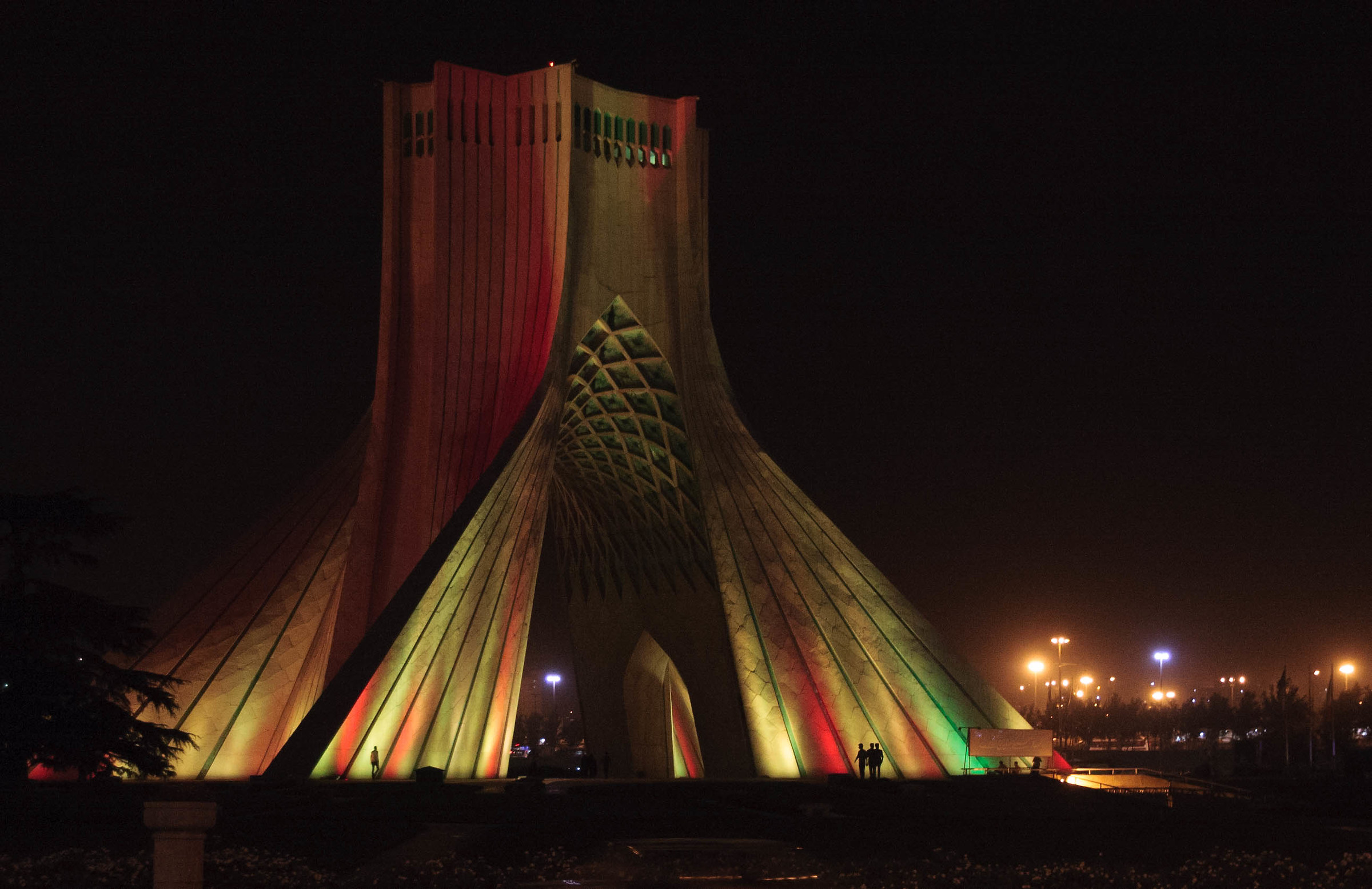 Azadi Tower, Tehran