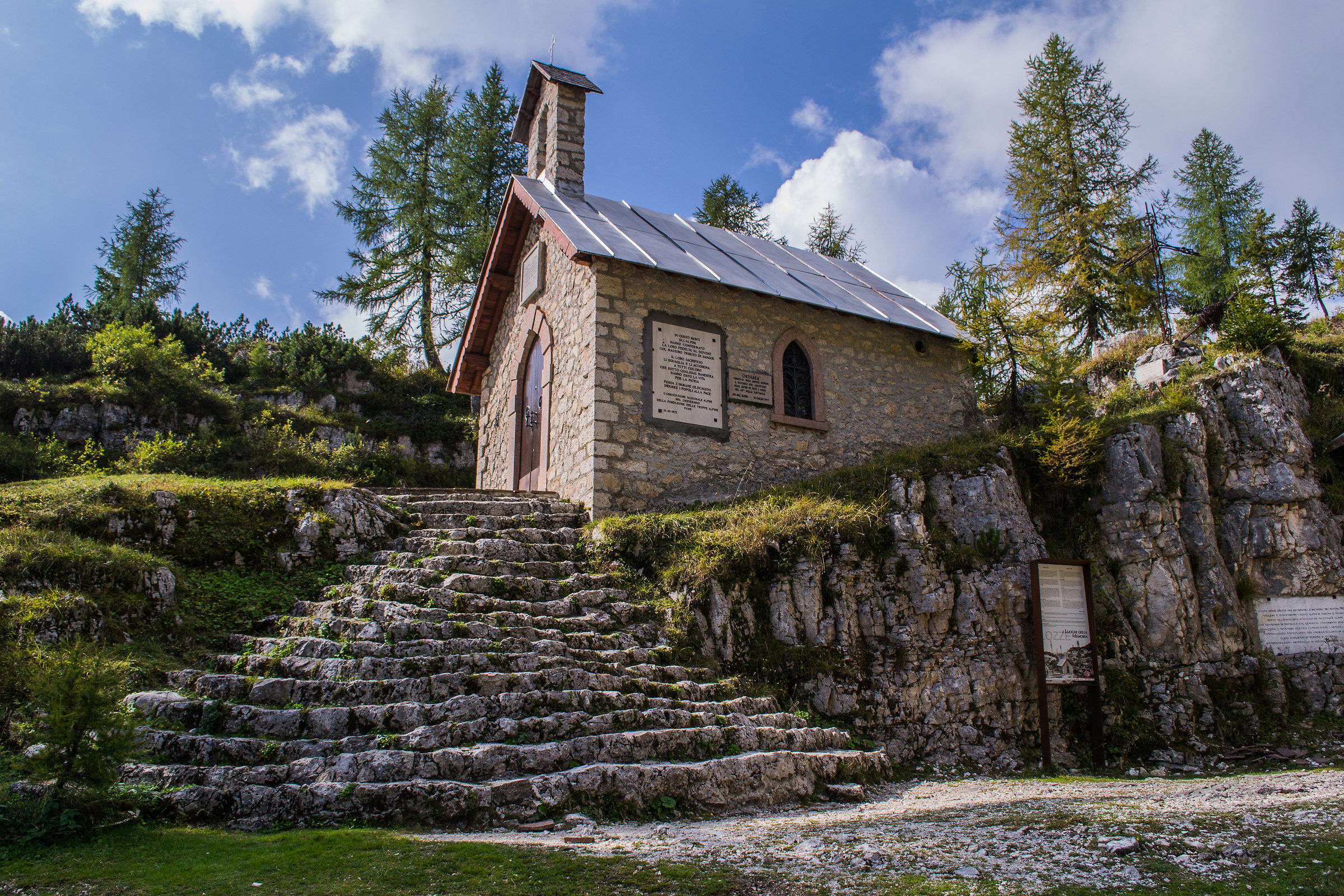 La chiesetta degli Alpini