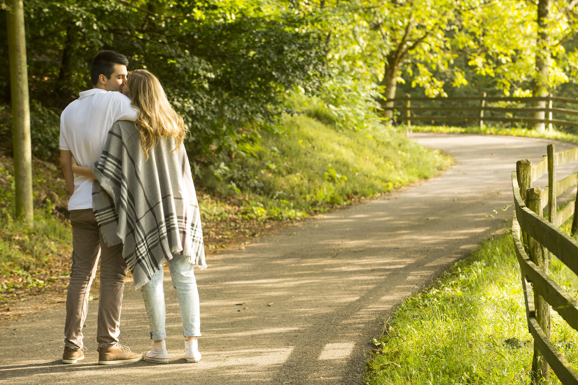 Passeggiando verso un futuro felice