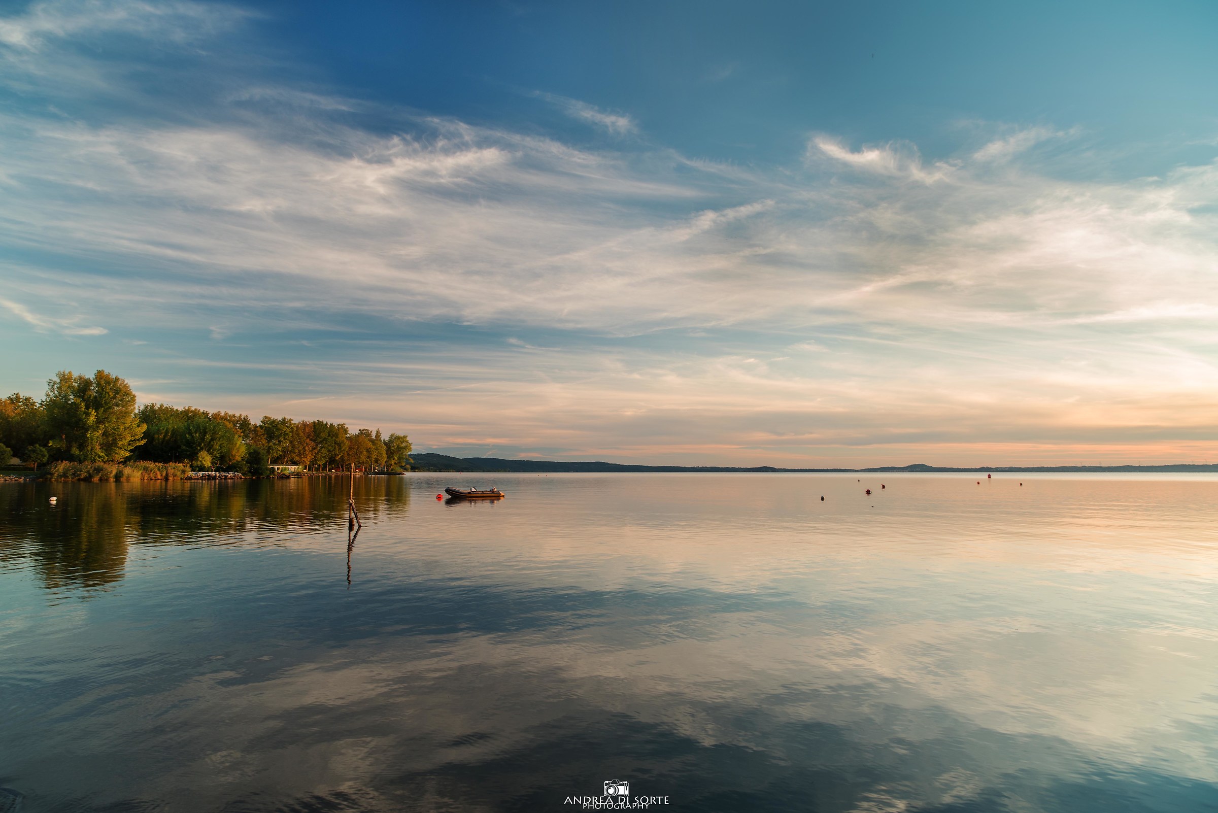 Quando il lago si colora d'autunno