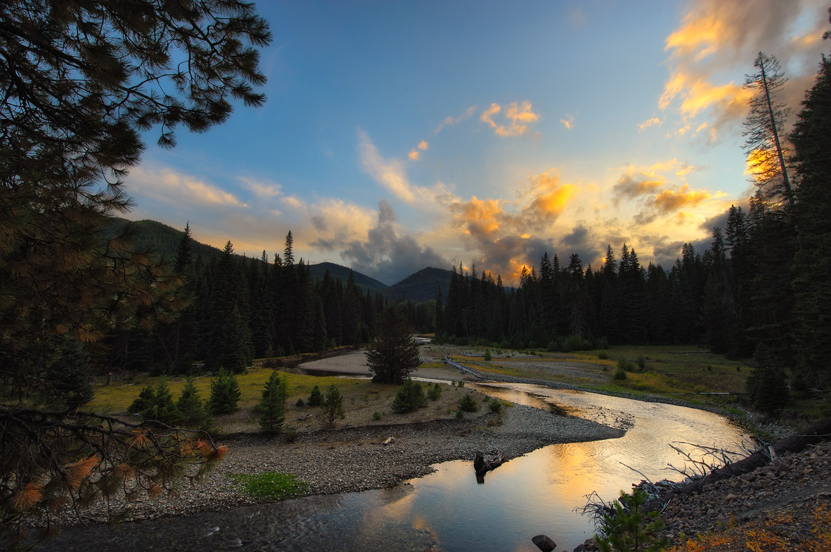 Mt. Rainier, 4 RAW manual blend