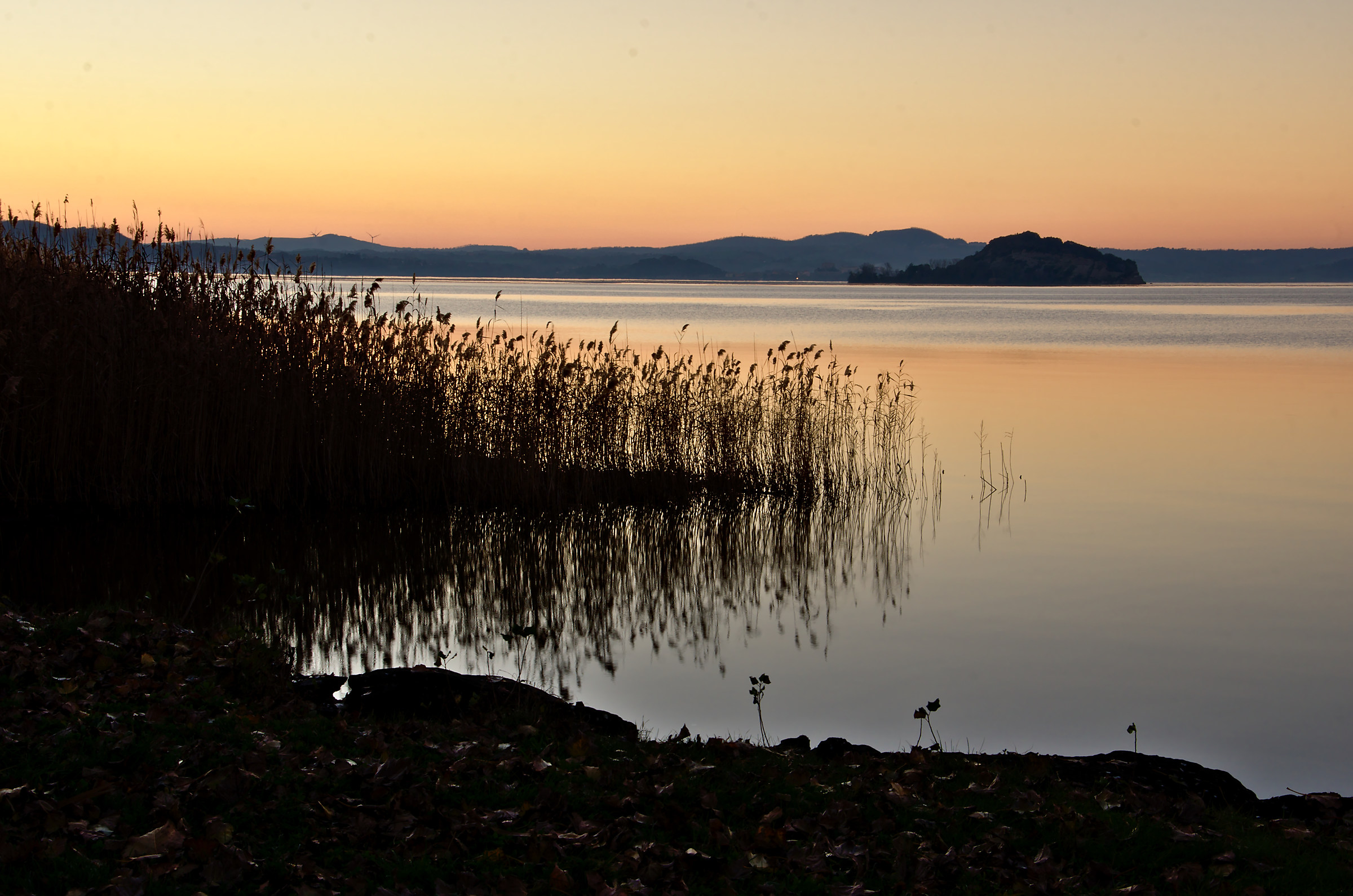 Lake bolsena1