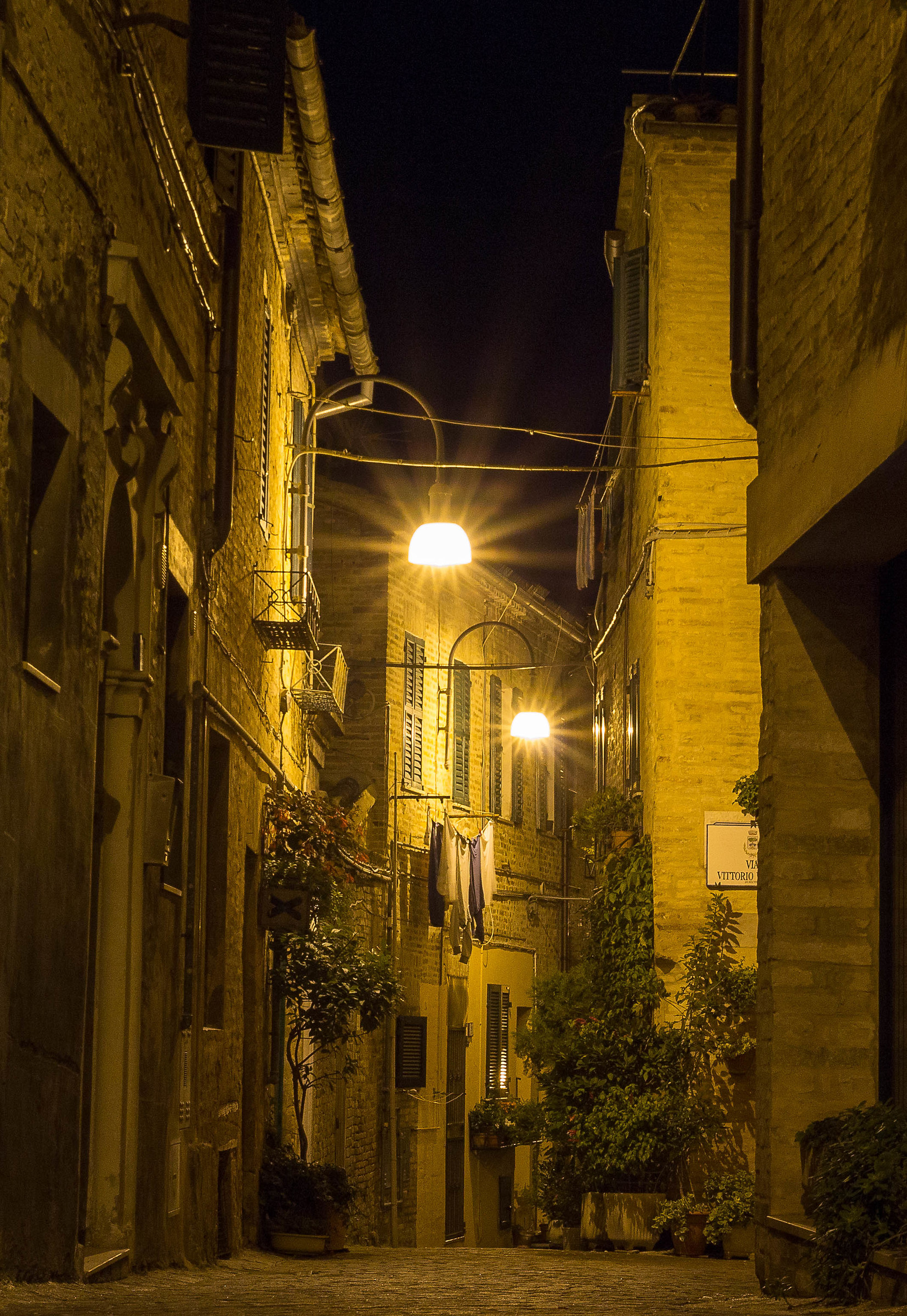 Passeggiata per le vecchie vie di Appignano