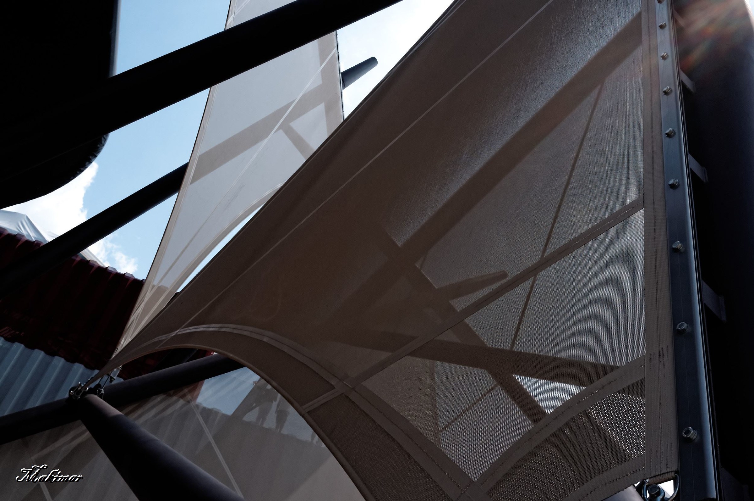 Geometries and Sails