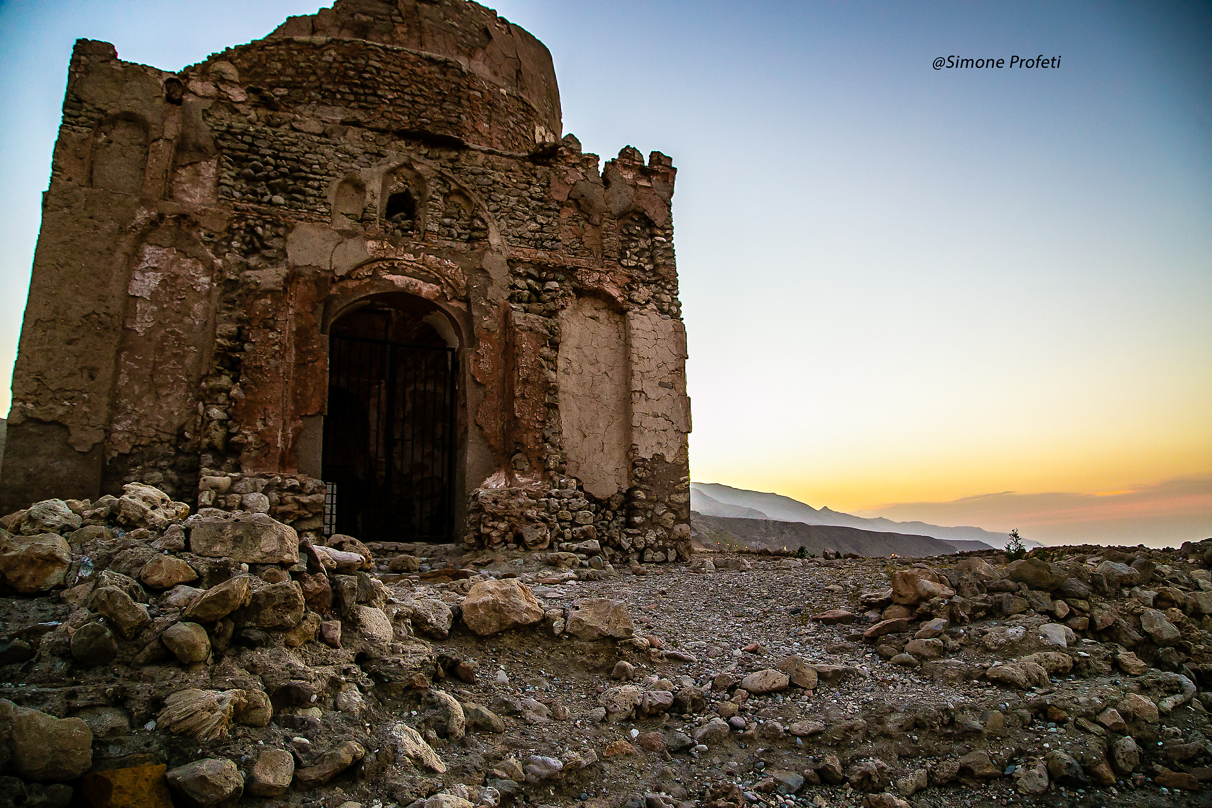 Alone in to the wild-Oman