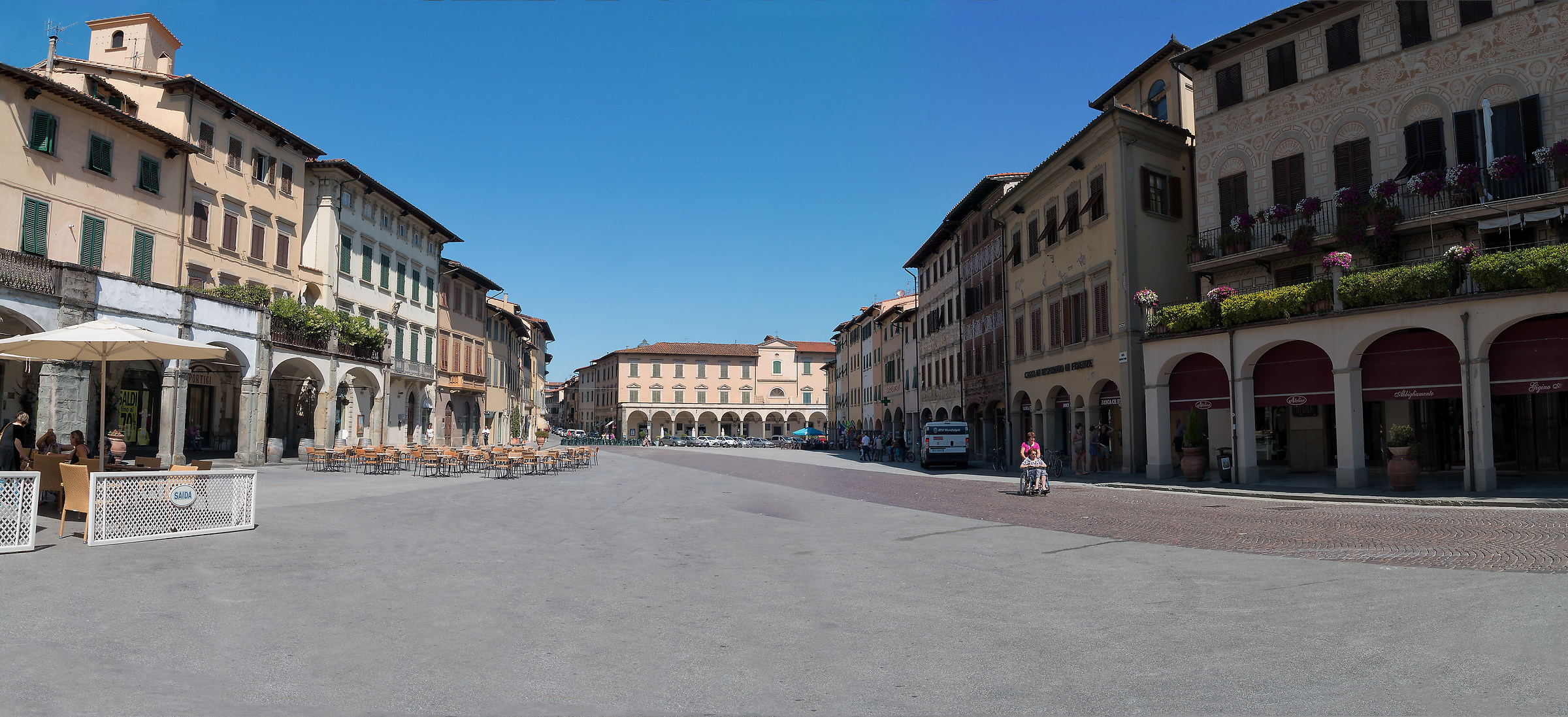 piazza Marsilio Ficino  Filgline Val d'Arno(fi)