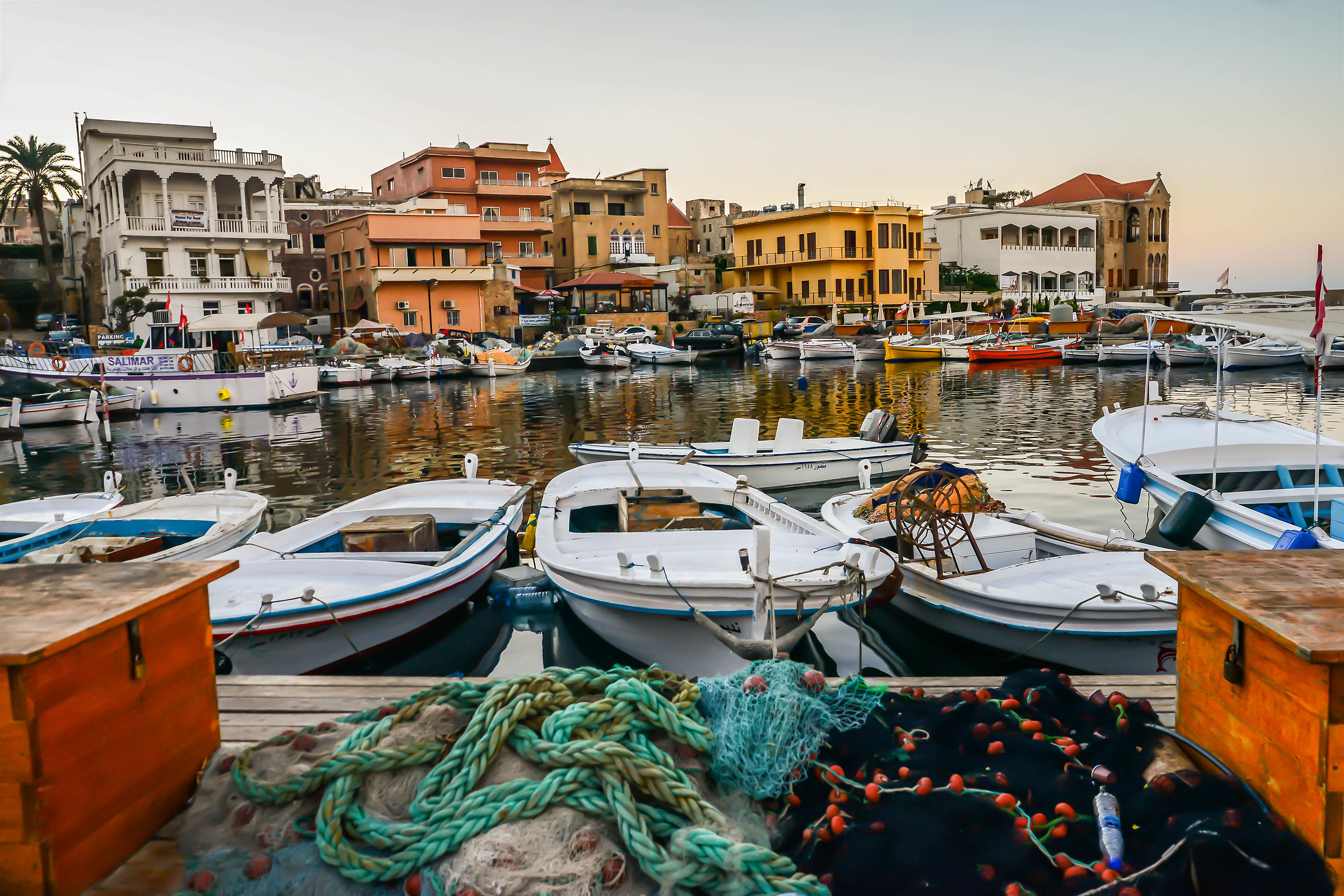 Porto di pescatori a Tyr
