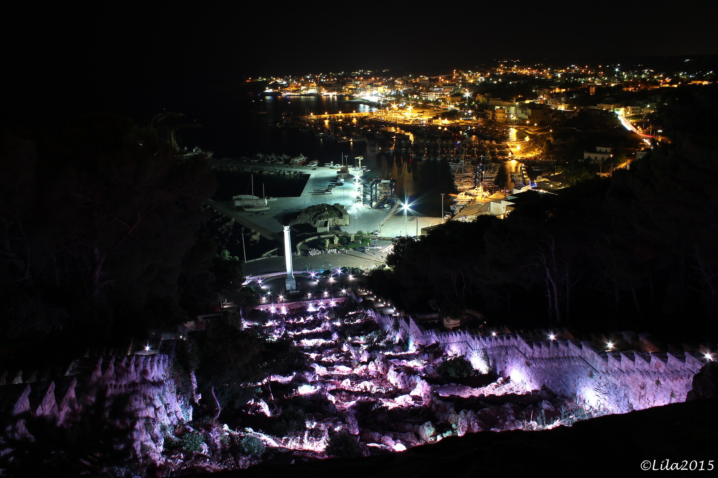 Leuca by night