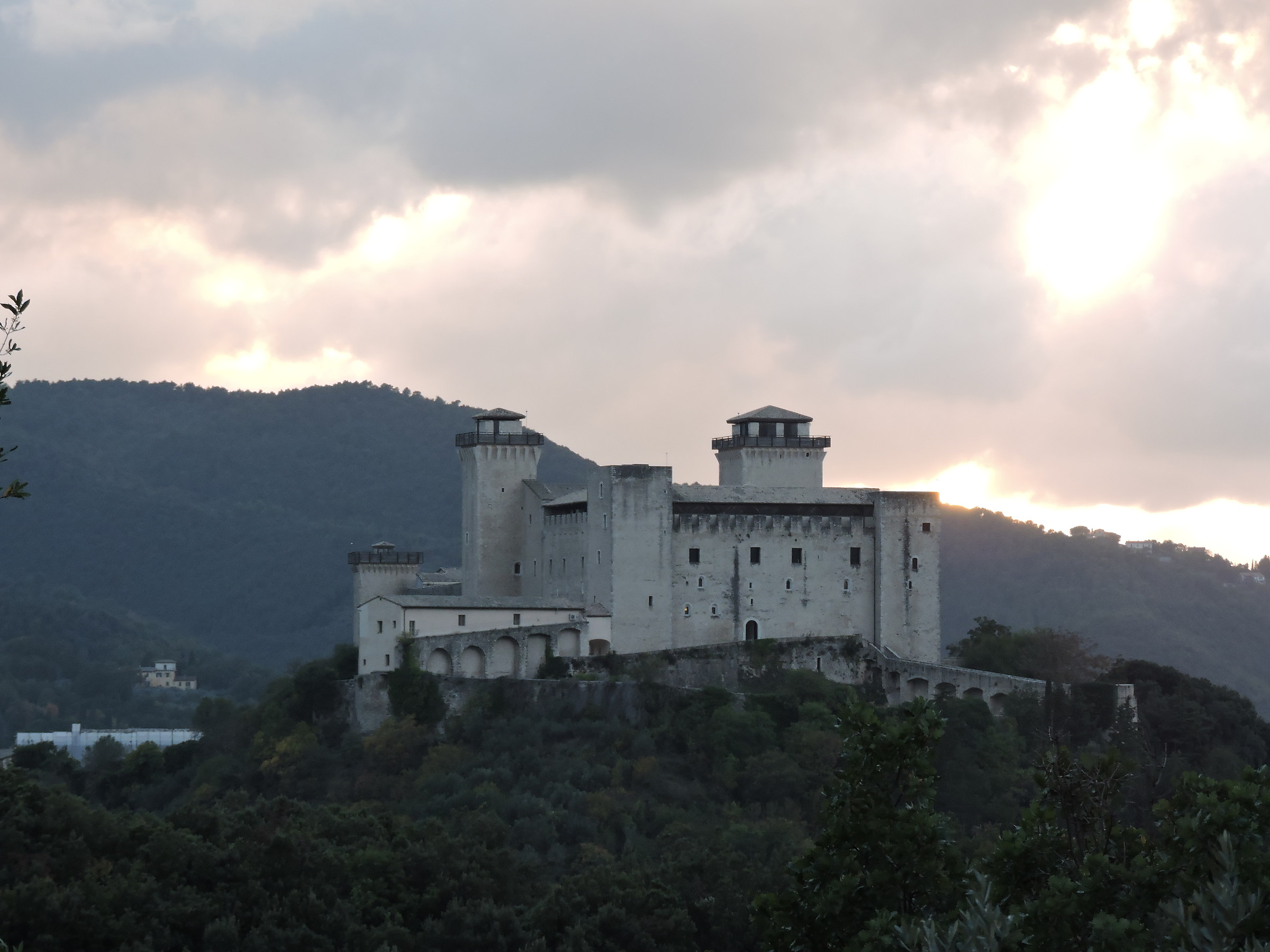 Rocca di Albornoz..lato nascosto bis