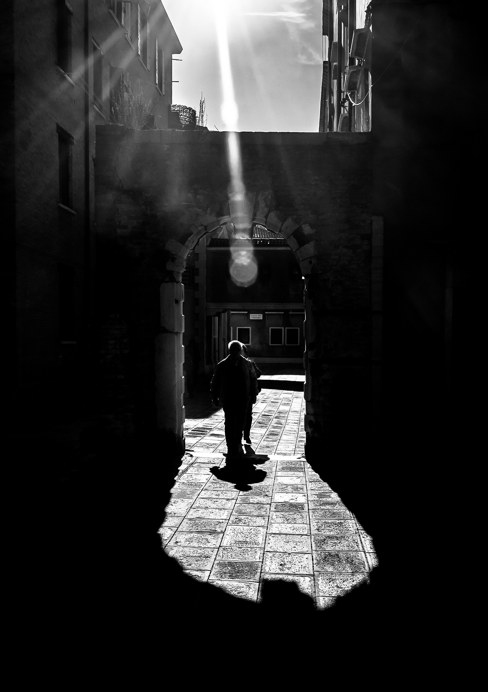 Passage to the aldiqua or the afterlife?