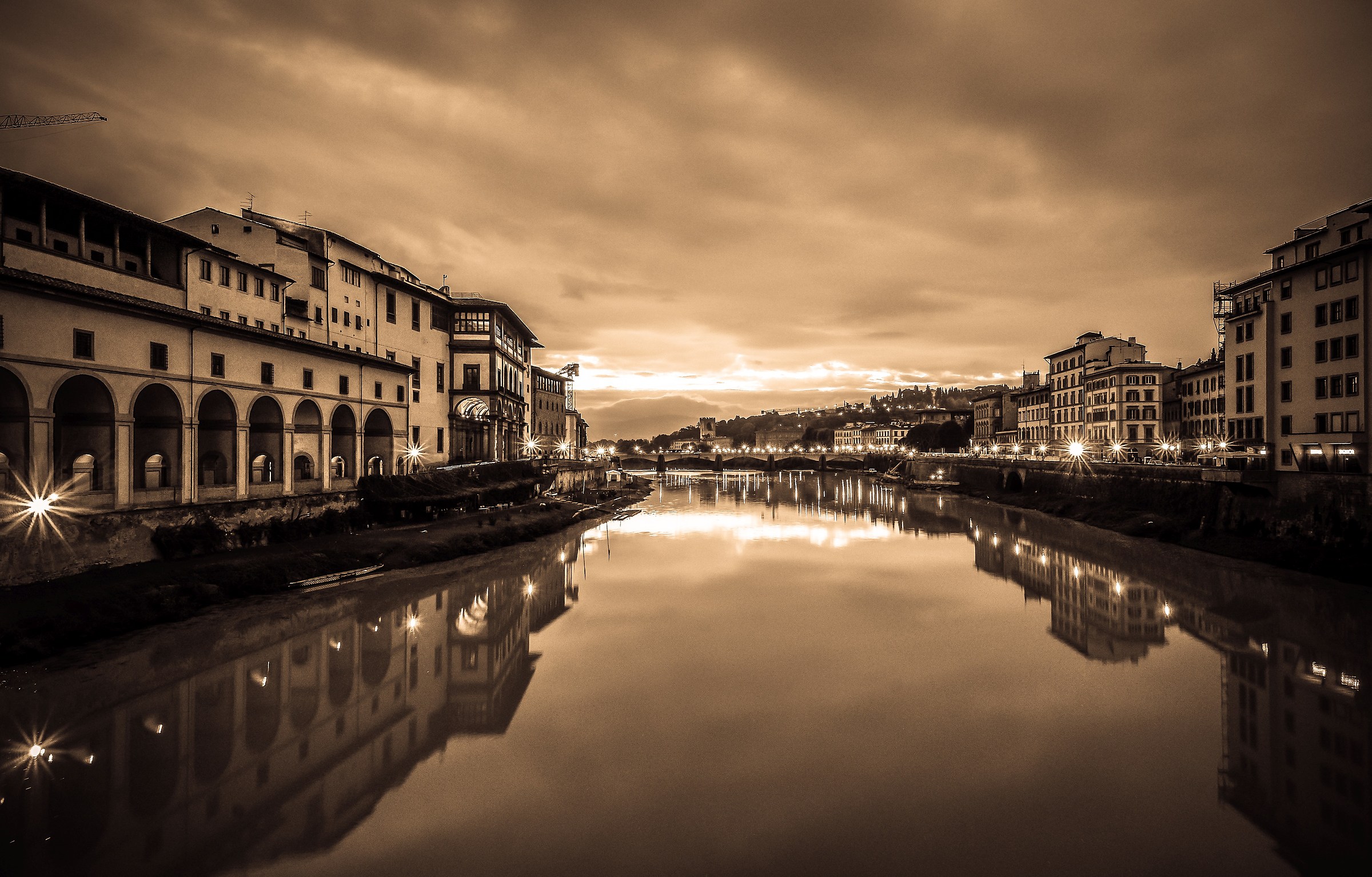 Alba gloomy from the Ponte Vecchio