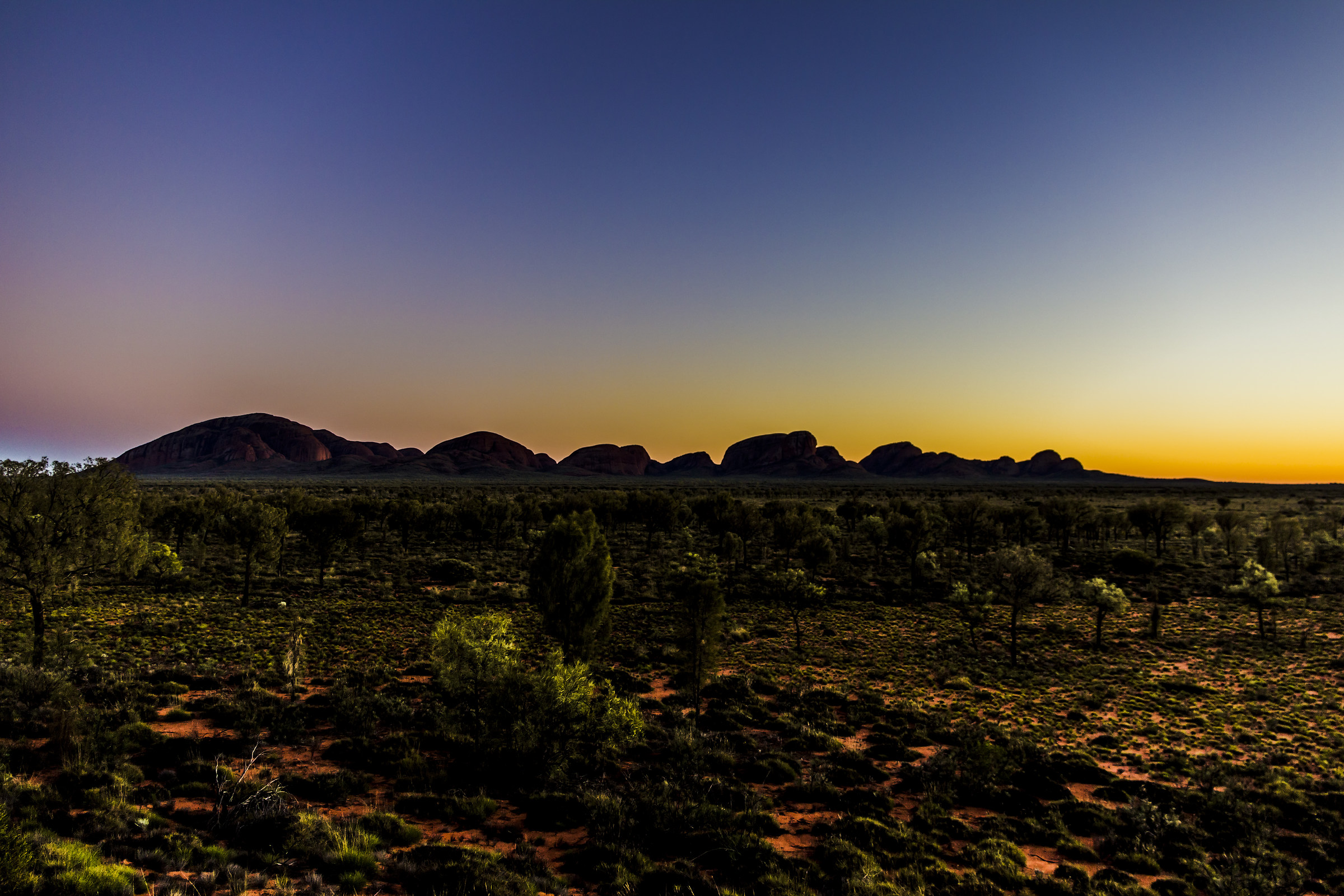 The thousand colors of dawn in Kata Tju? A