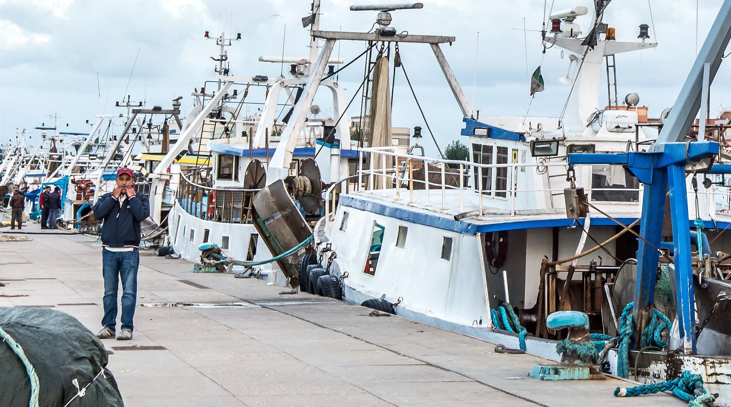 whistling or without?