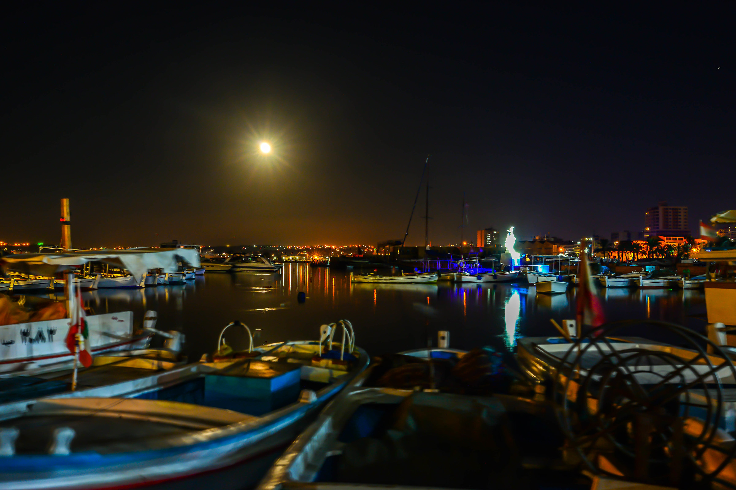 Porto di pescatori a Tyr