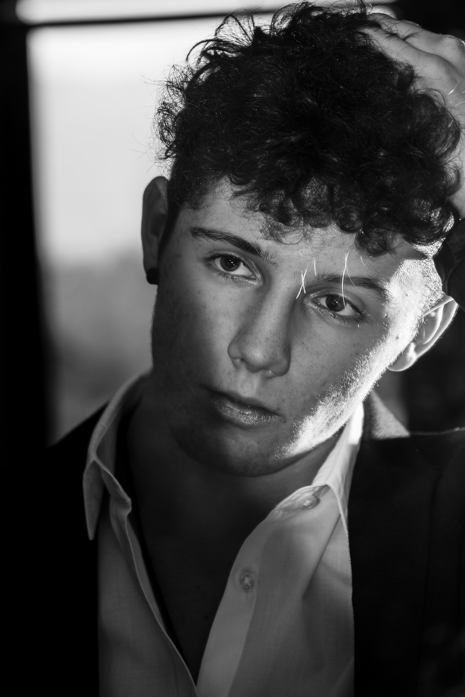 The mirror ..... preparations for the evening