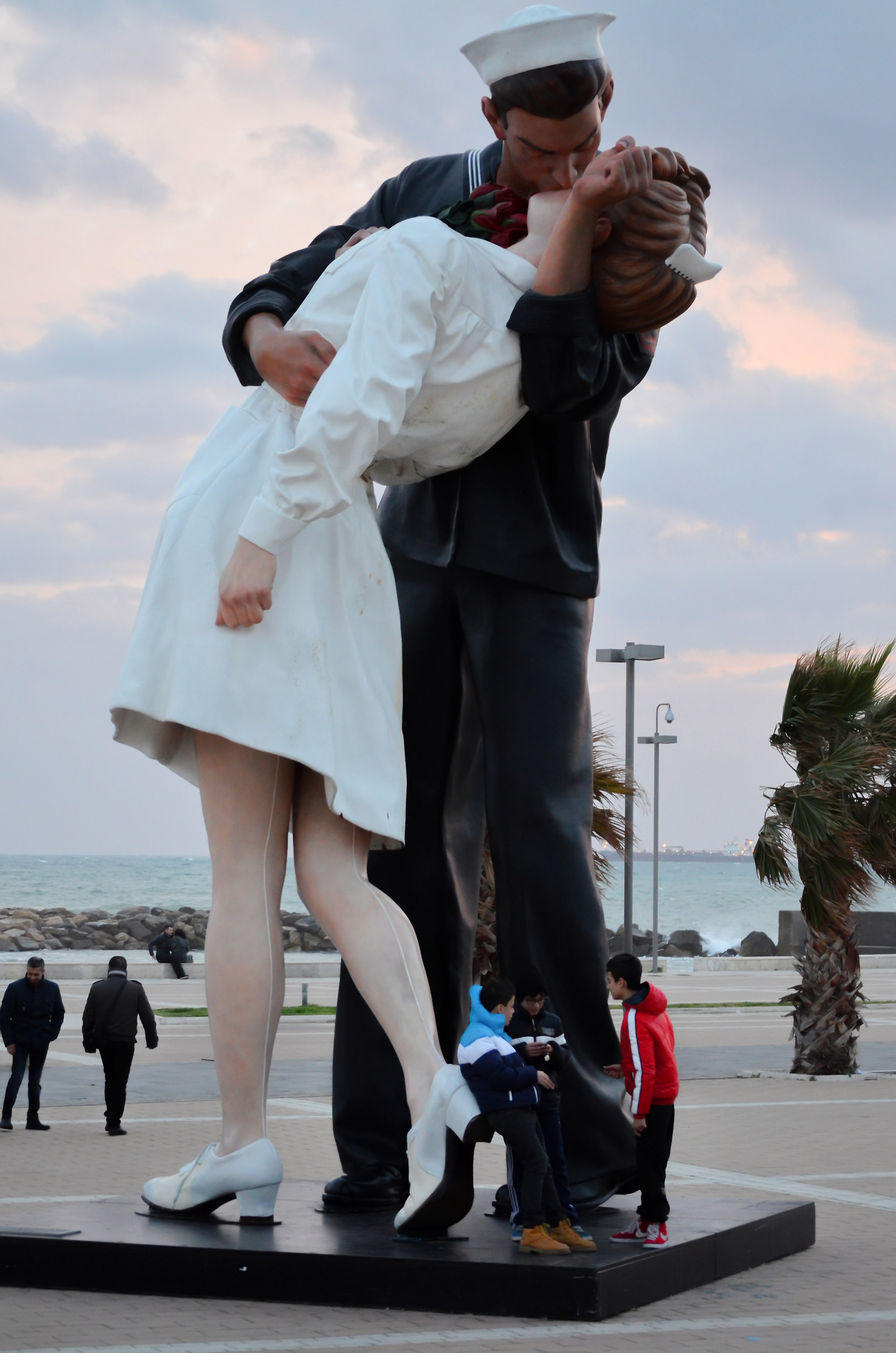 They wind did not freaks